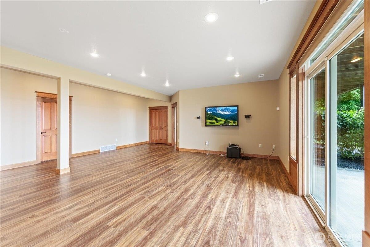 10321 N Navaho Drive , Spokane, WA 99208