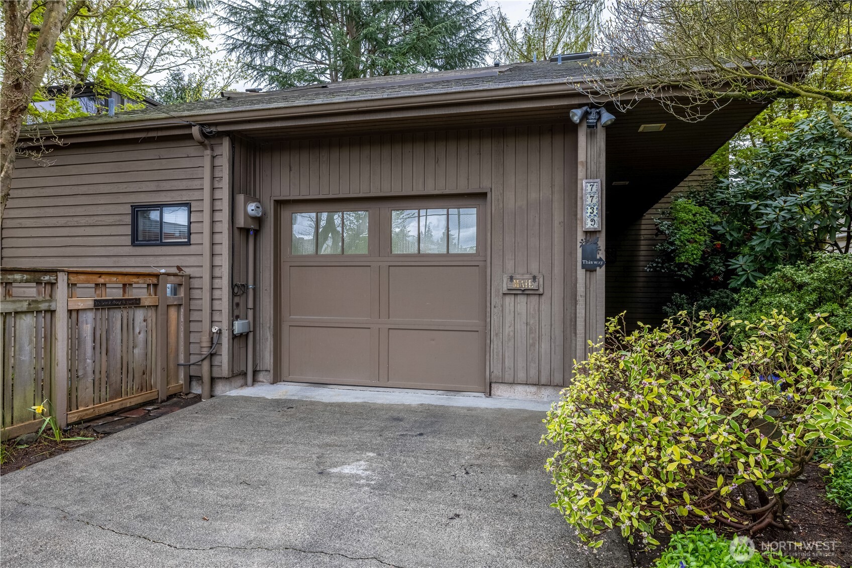 7739 40th Avenue NE, Seattle, WA 98115