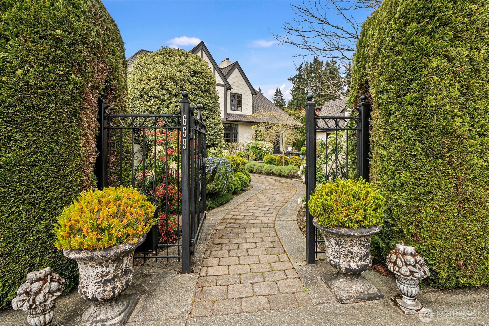 659 Alta Vista Place , Fircrest, WA 98466