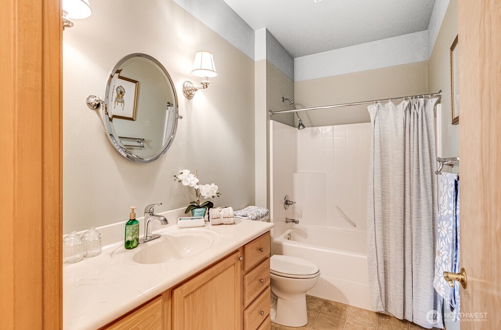 7617 W 20th Avenue , Kennewick, WA 99338