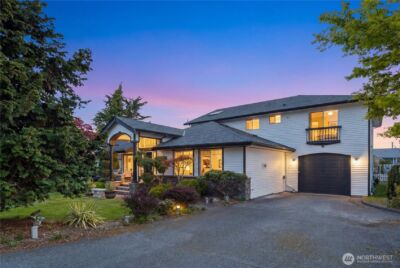 814 N 32nd Street , Renton, WA 98056 - Photo 2
