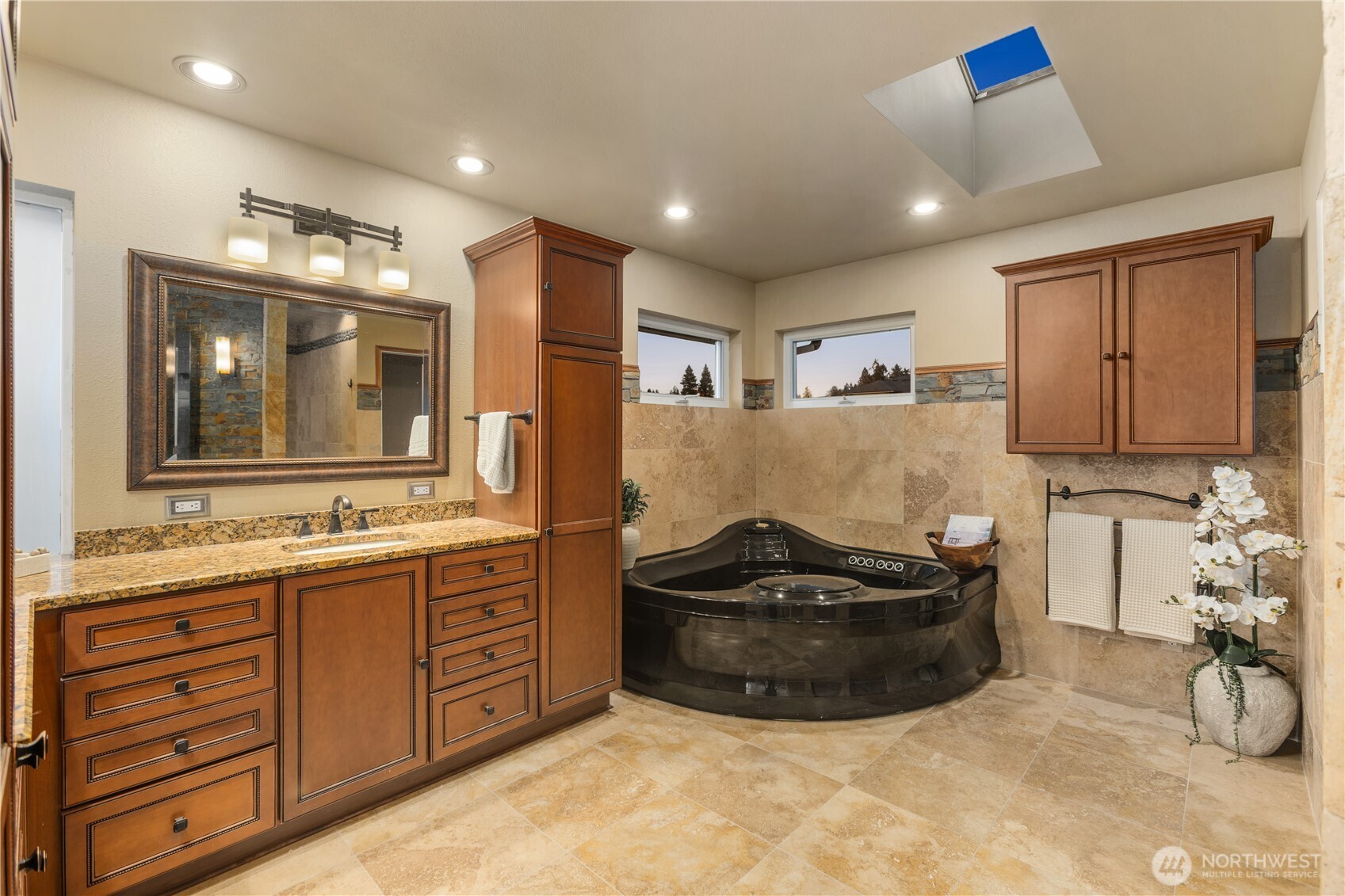 814 N 32nd Street , Renton, WA 98056