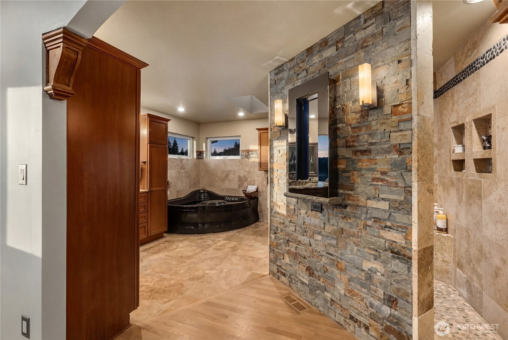 814 N 32nd Street , Renton, WA 98056