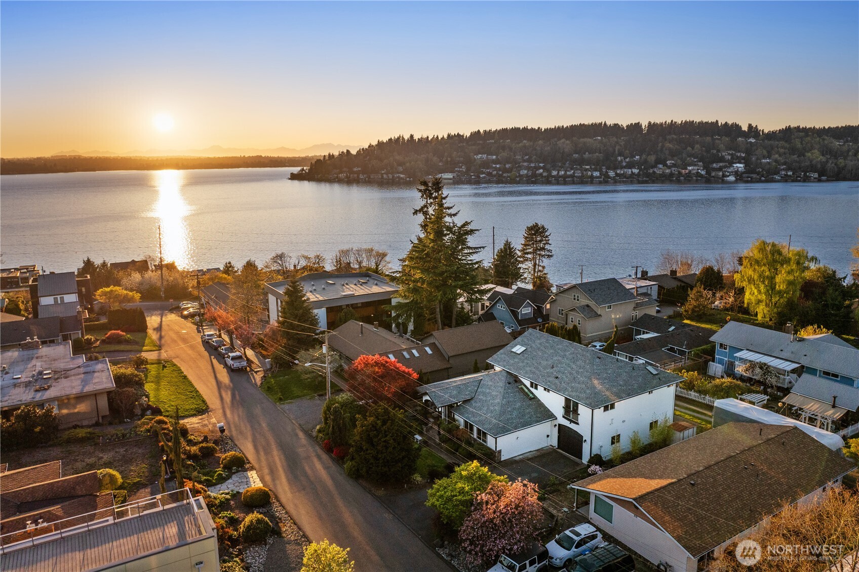 814 N 32nd Street , Renton, WA 98056