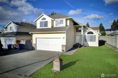 10124 SE 243rd Street , Kent, WA 98030