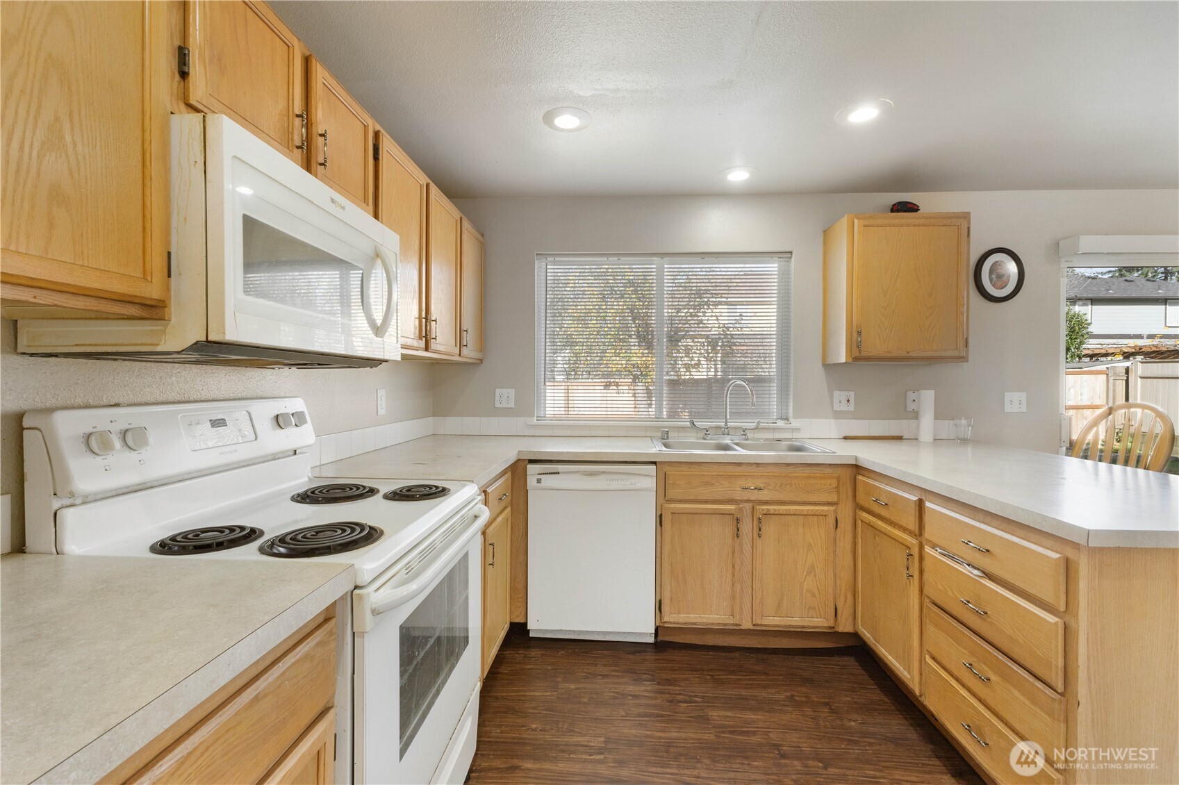 10124 SE 243rd Street , Kent, WA 98030