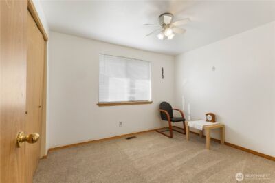 10124 SE 243rd Street , Kent, WA 98030 - Photo 17
