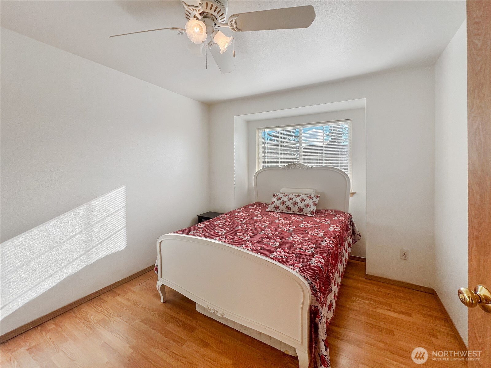 10124 SE 243rd Street , Kent, WA 98030