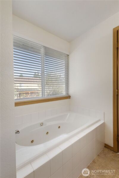 10124 SE 243rd Street , Kent, WA 98030 - Photo 26