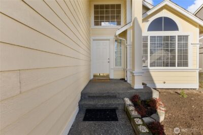 10124 SE 243rd Street , Kent, WA 98030 - Photo 3
