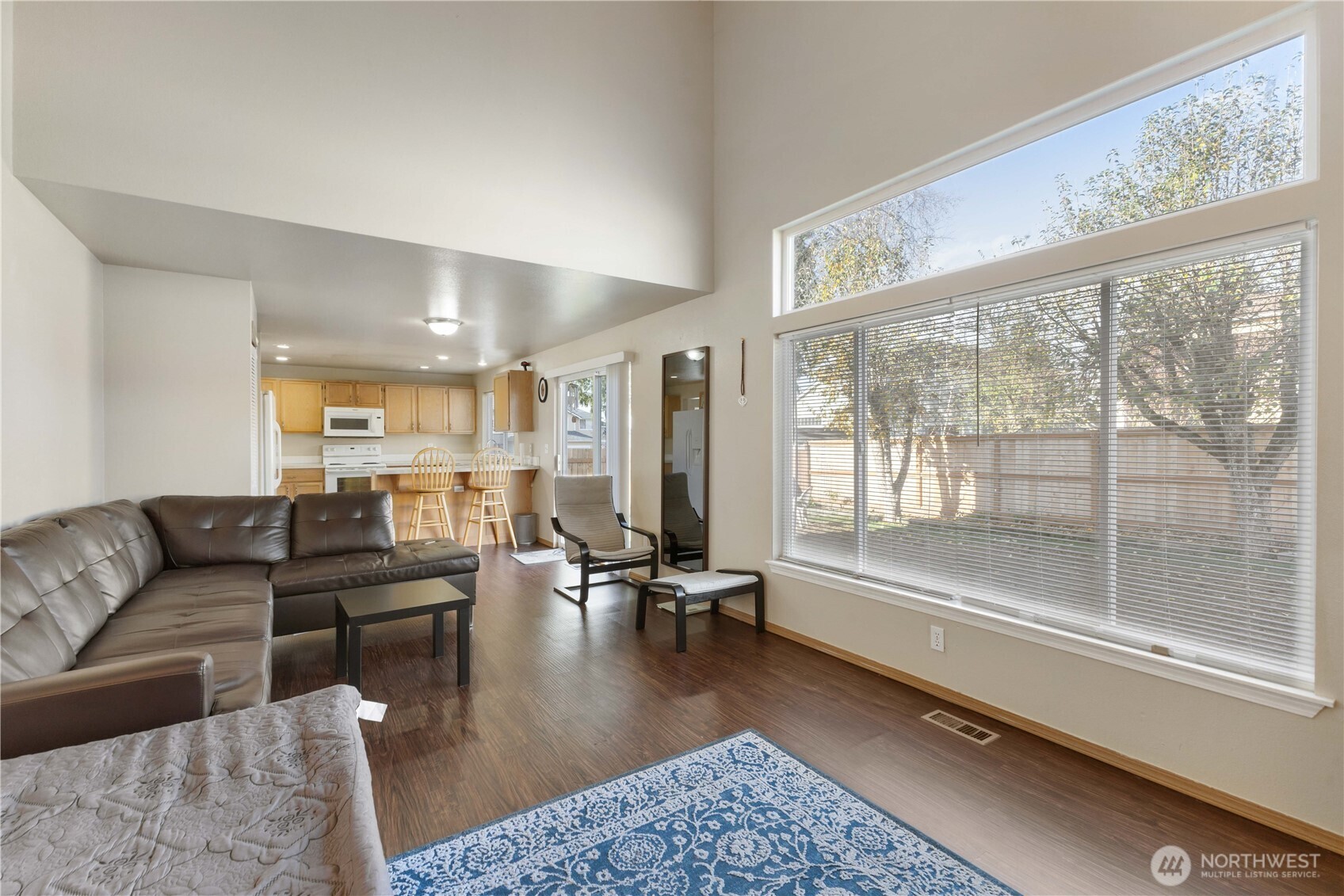 10124 SE 243rd Street , Kent, WA 98030
