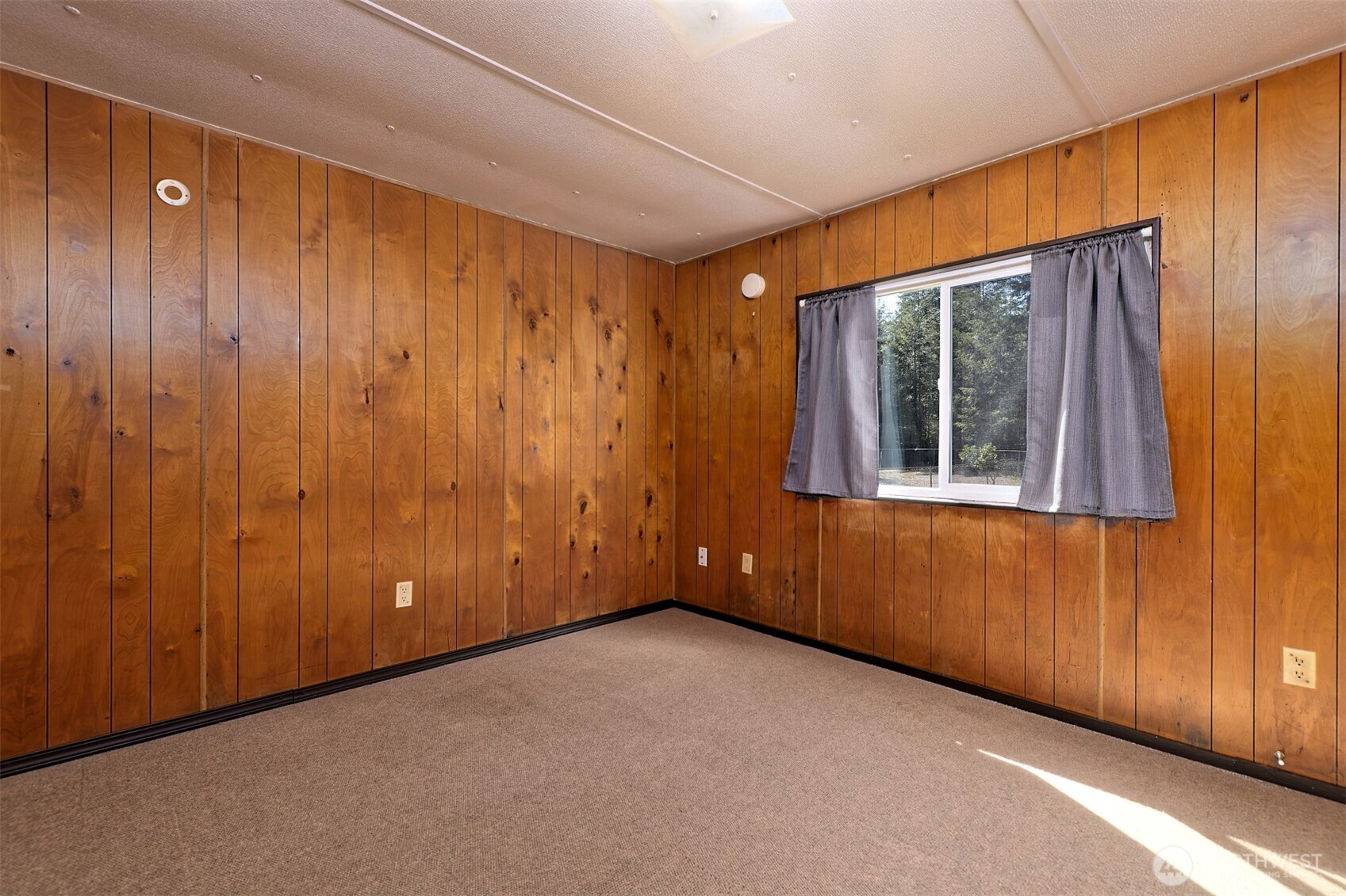20 W Newberry Lane , Elma, WA 98541