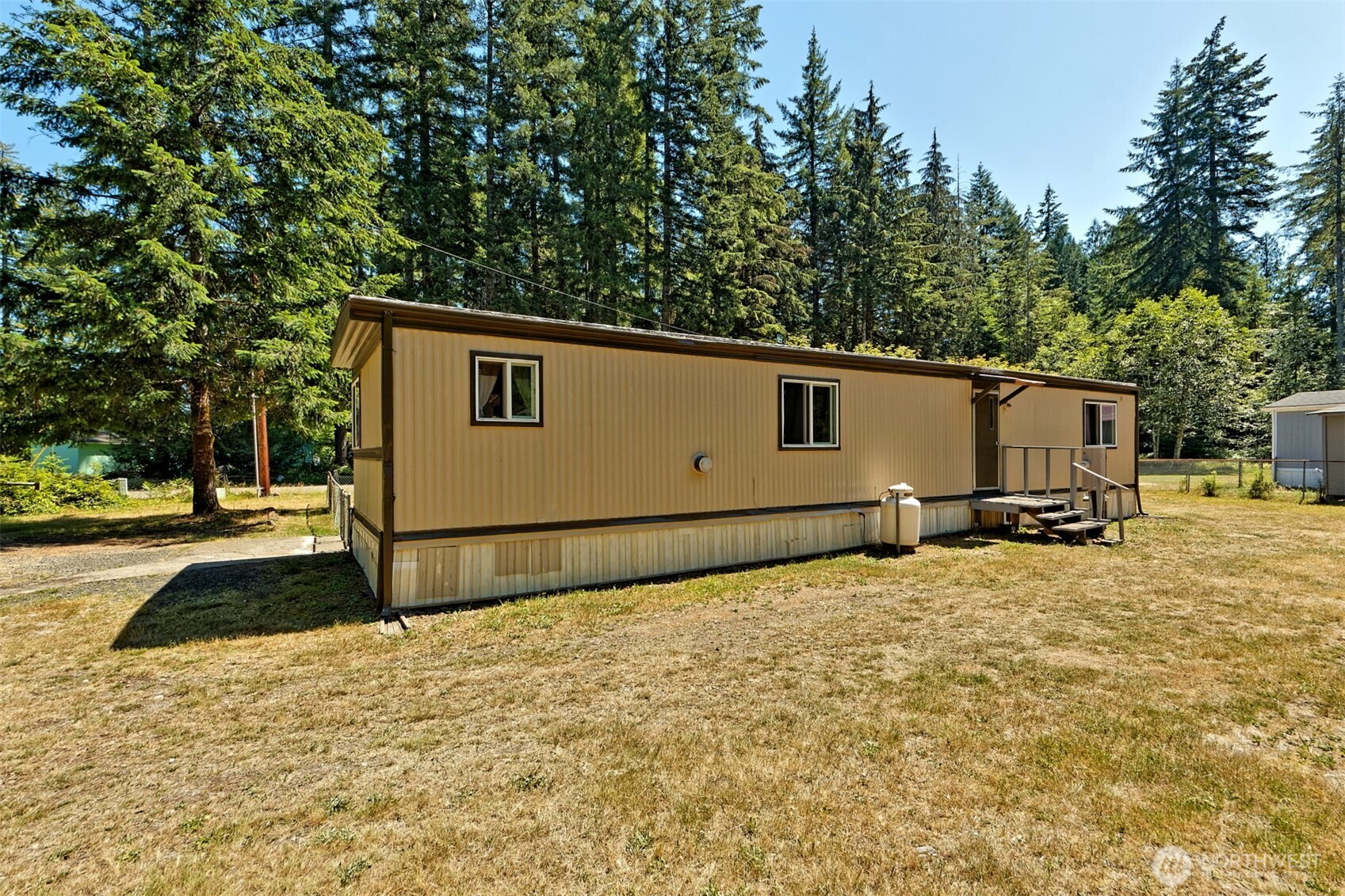 20 W Newberry Lane , Elma, WA 98541