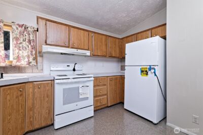 20 W Newberry Lane , Elma, WA 98541 - Photo 6