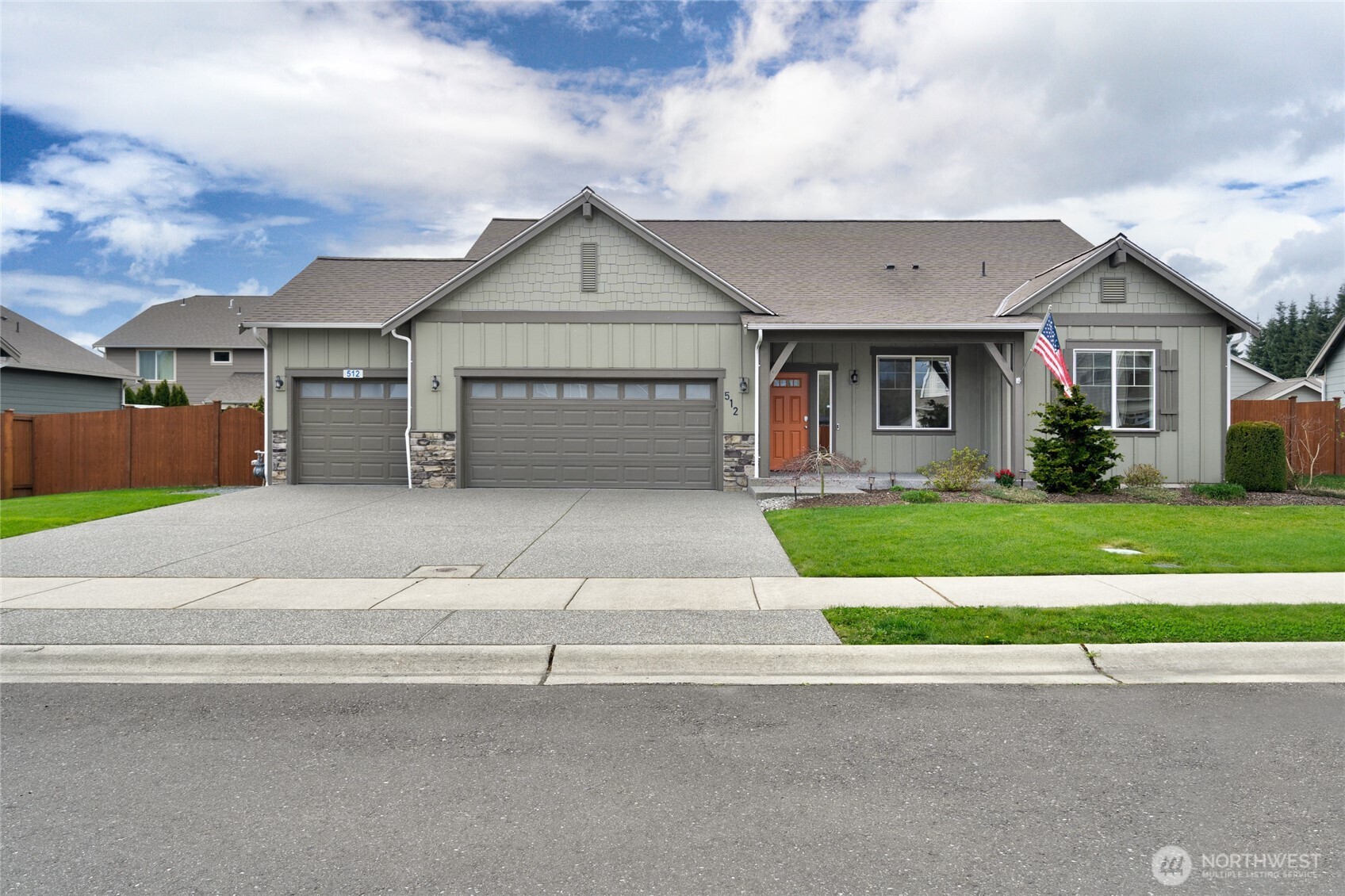 512 Wellington Place , Sedro Woolley, WA 98284