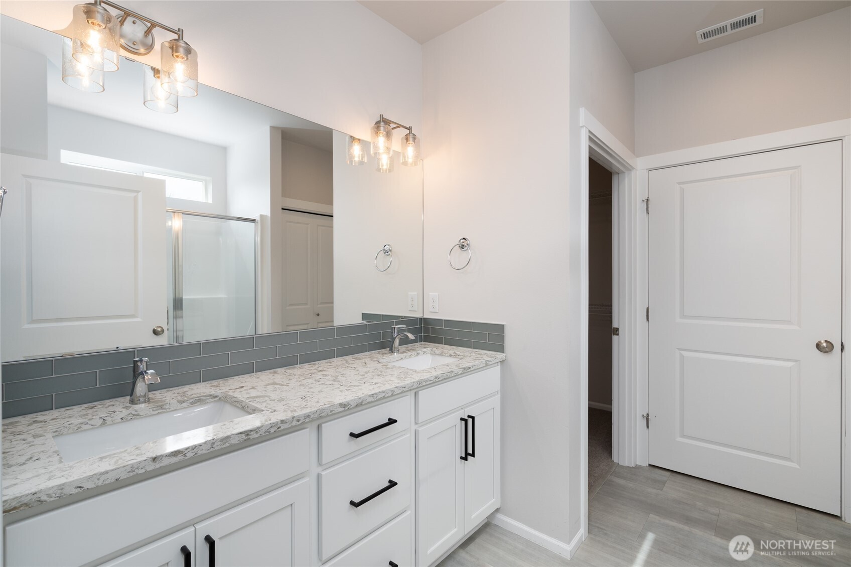 512 Wellington Place , Sedro Woolley, WA 98284