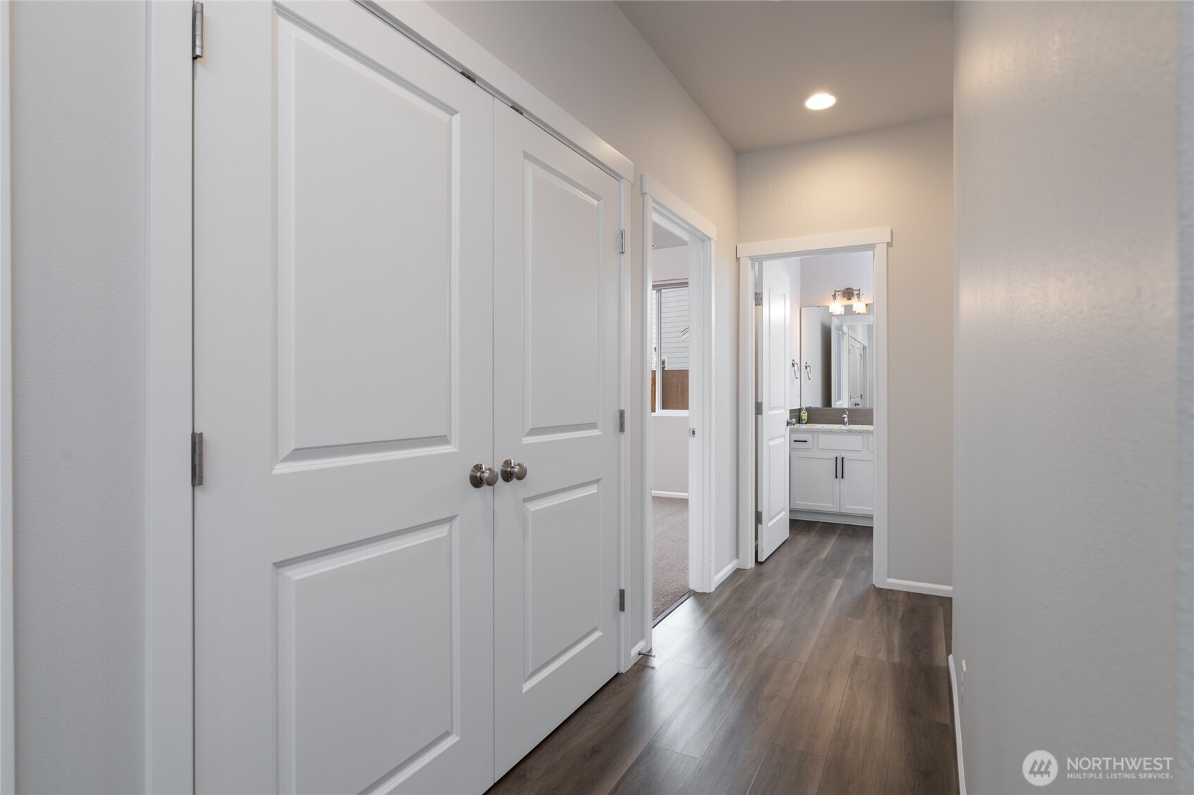 512 Wellington Place , Sedro Woolley, WA 98284