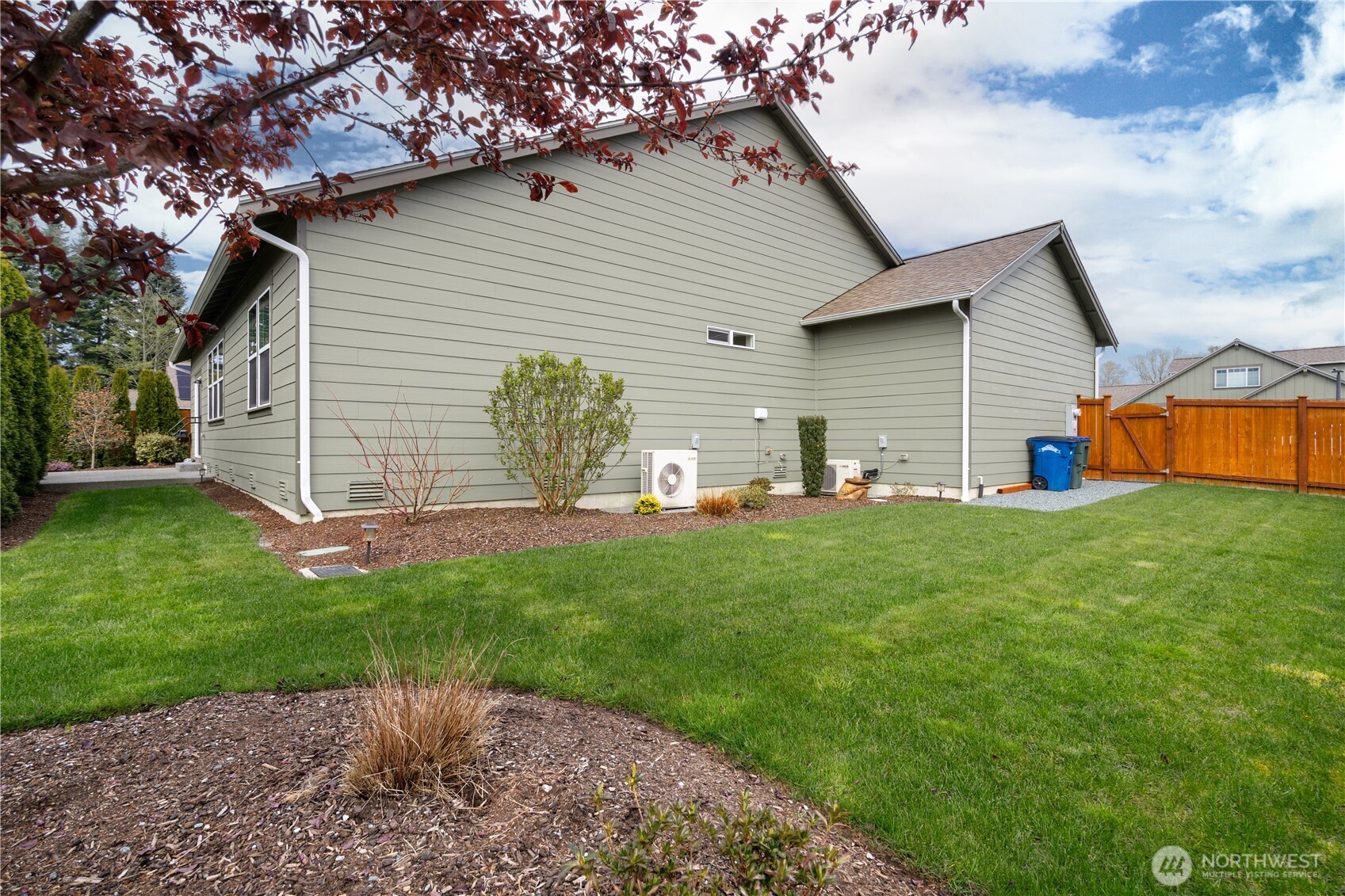 512 Wellington Place , Sedro Woolley, WA 98284