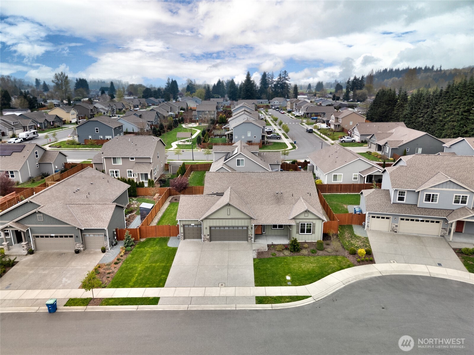 512 Wellington Place , Sedro Woolley, WA 98284