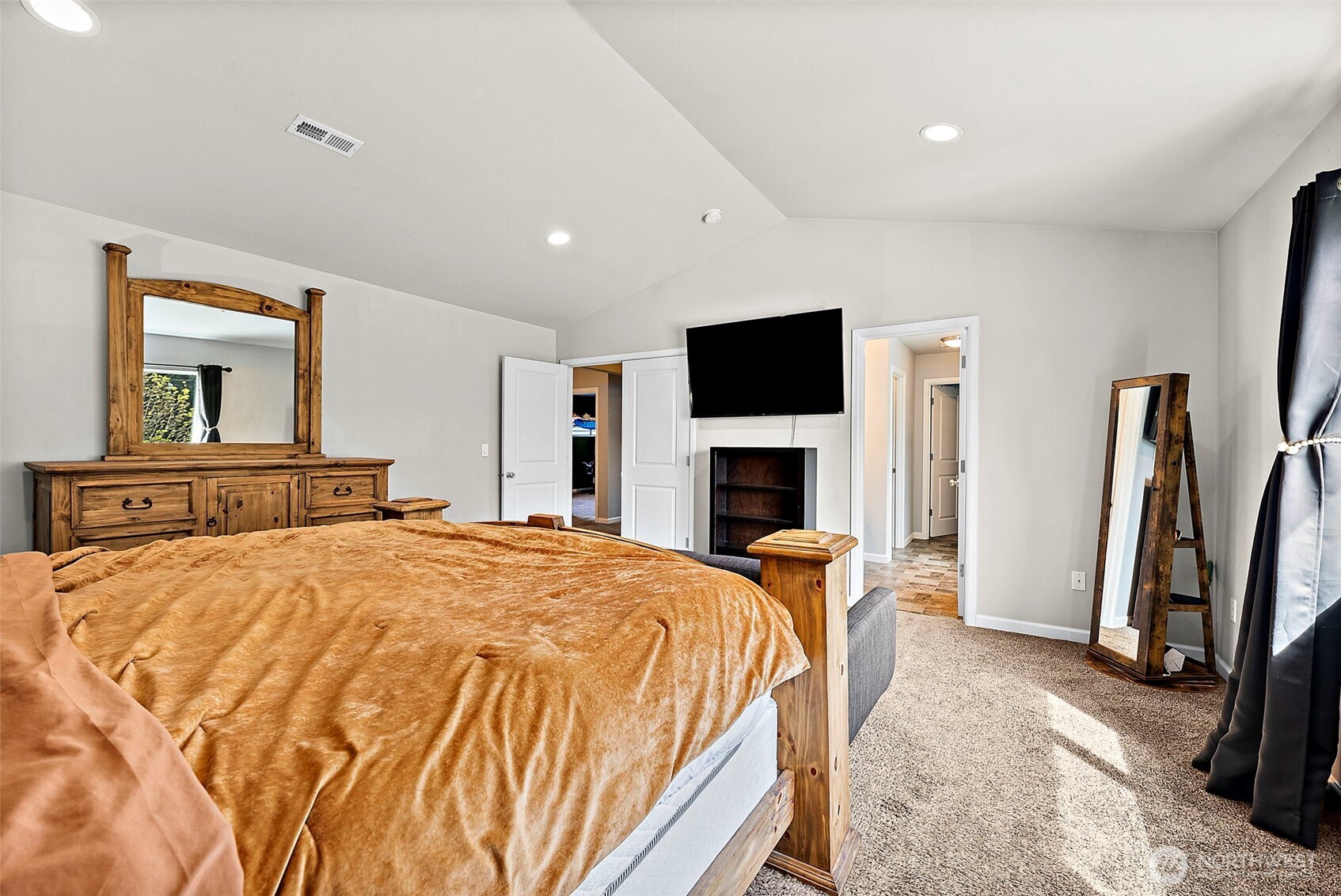 15550 Chad Drive SE, Yelm, WA 98597