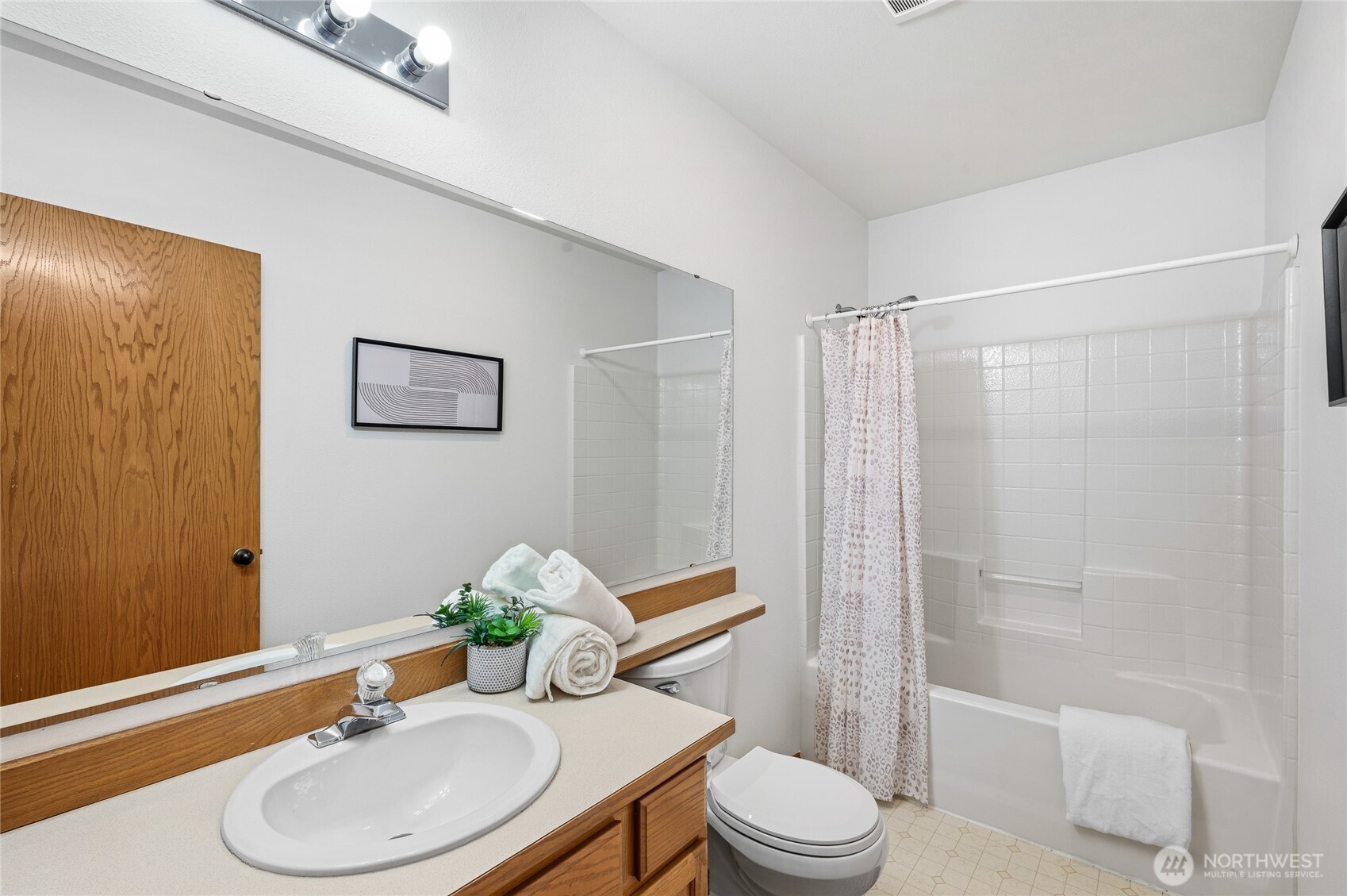 828 Cottage Avenue , Snohomish, WA 98290-2498
