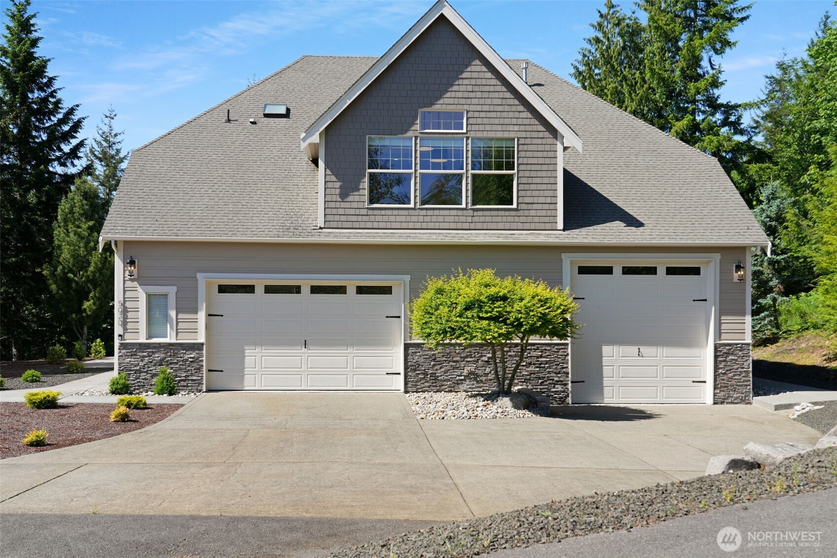 5020 Gold Ridge Lane , Olympia, WA 98512