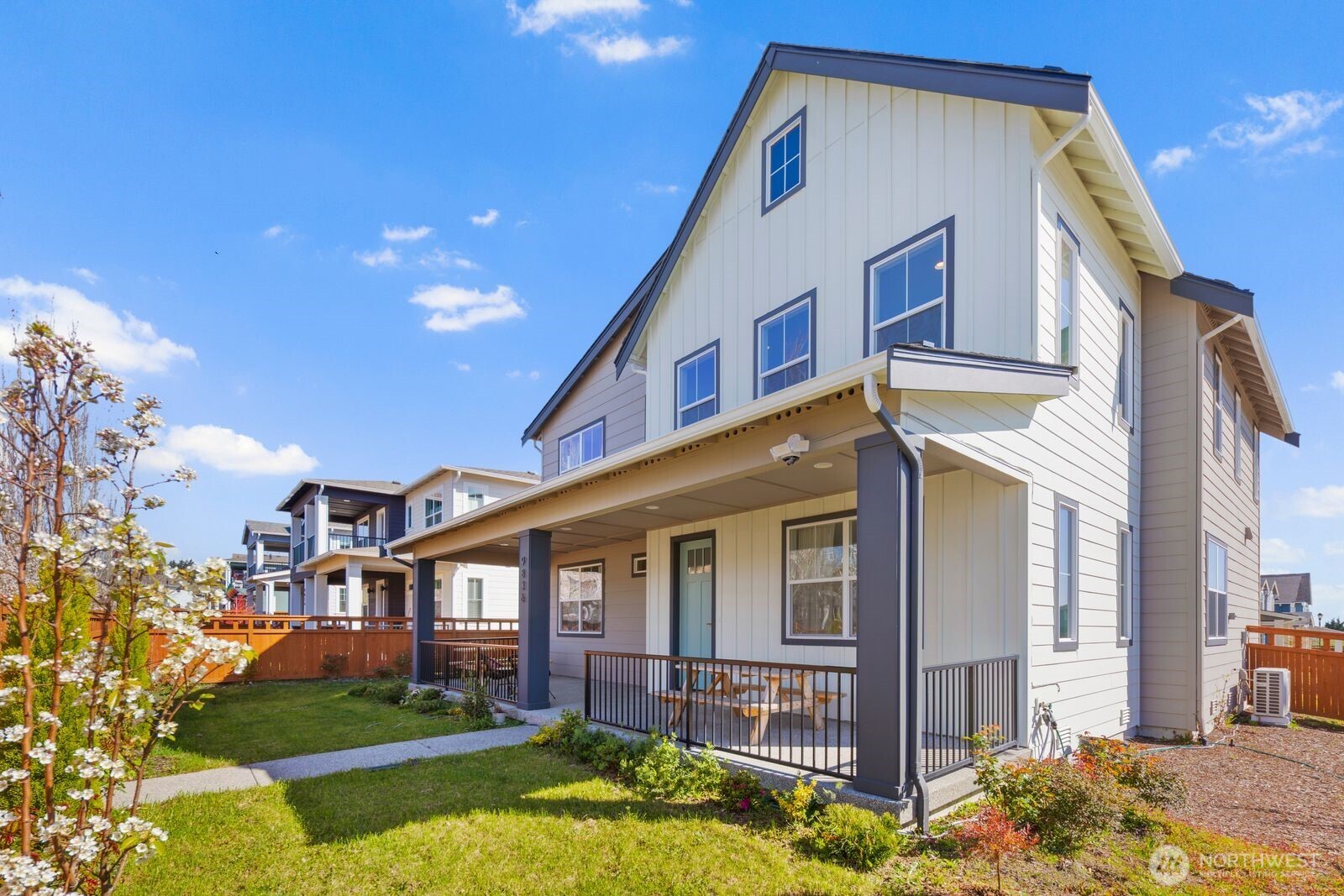9836 6th Avenue SW, Seattle, WA 98106