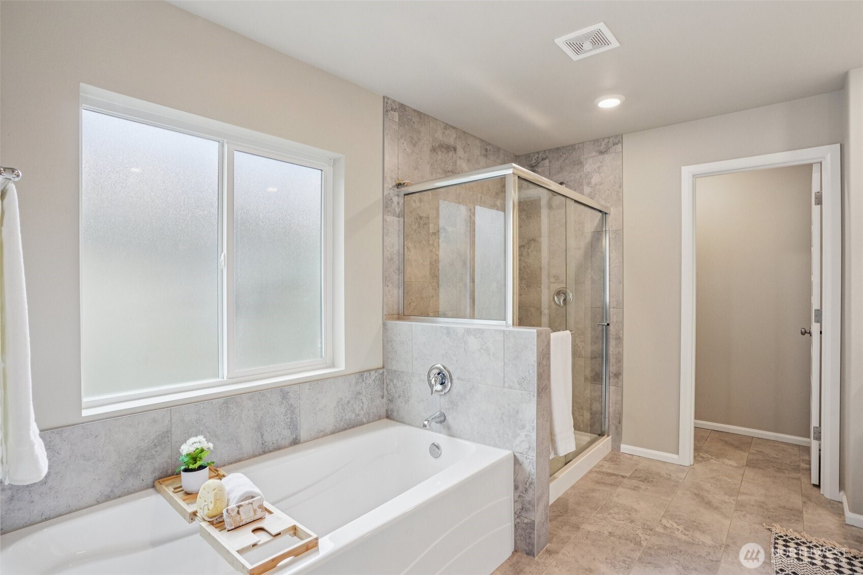 26908 199th Avenue SE, Covington, WA 98042