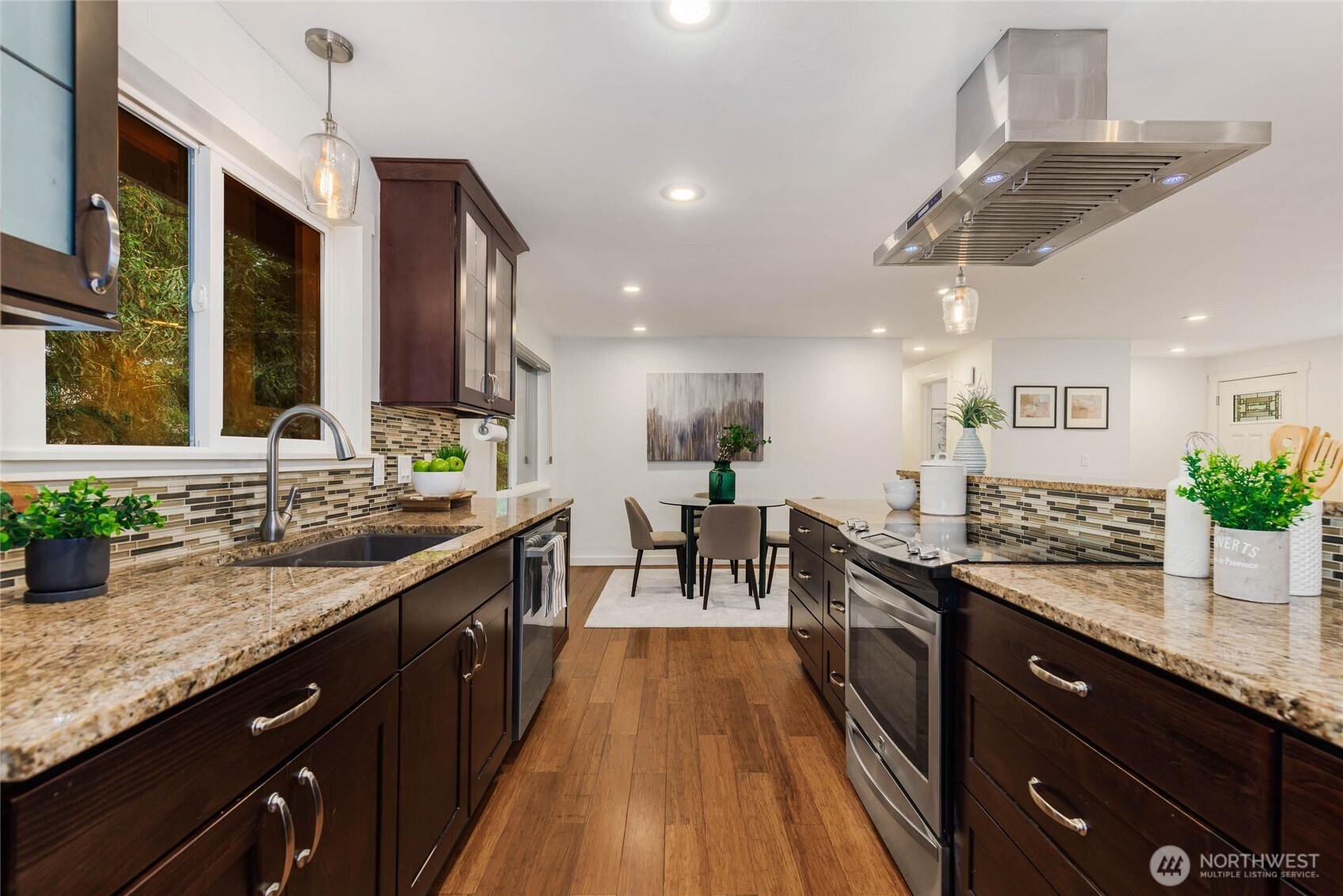 5839 NE 197th Street , Kenmore, WA 98028