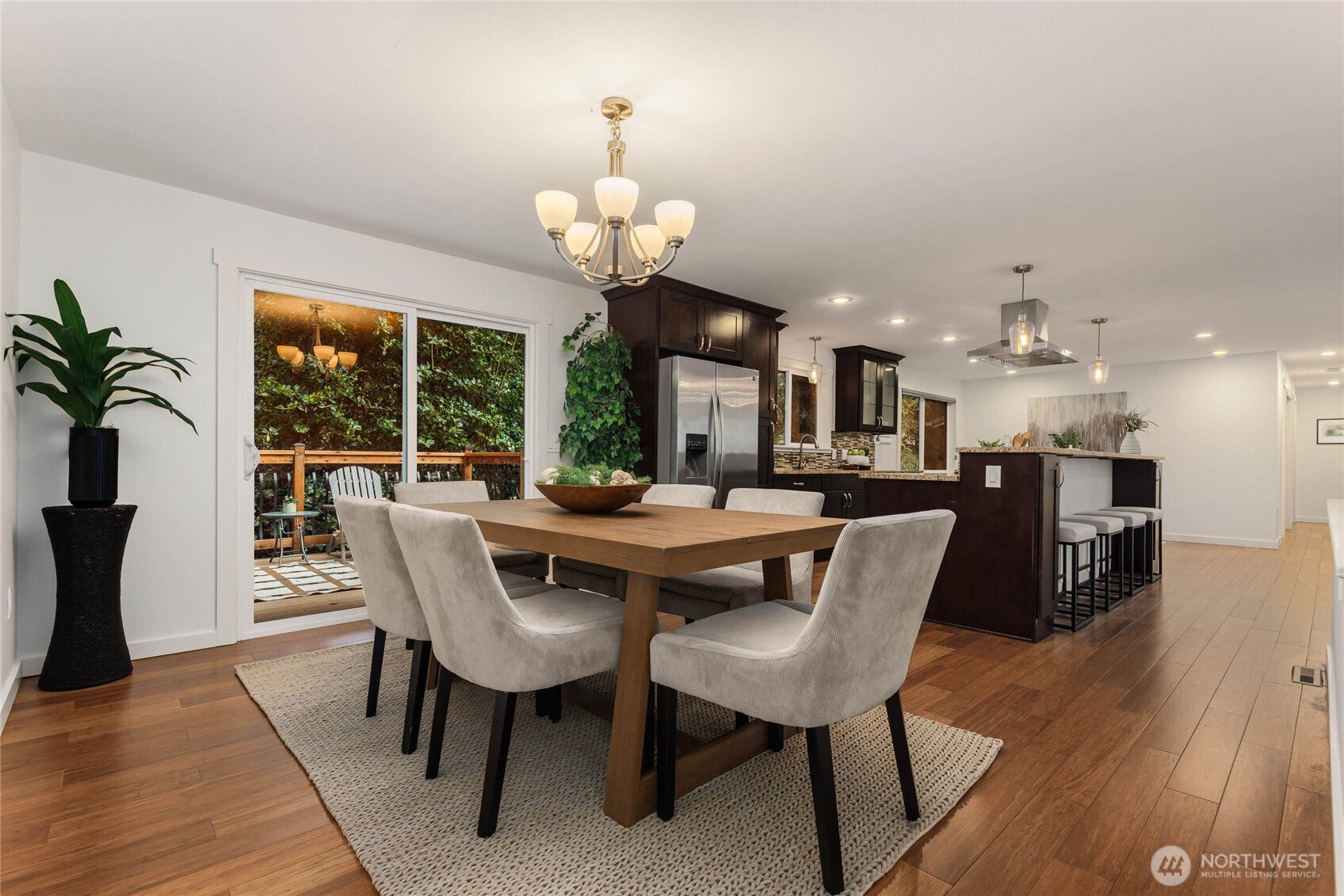 5839 NE 197th Street , Kenmore, WA 98028