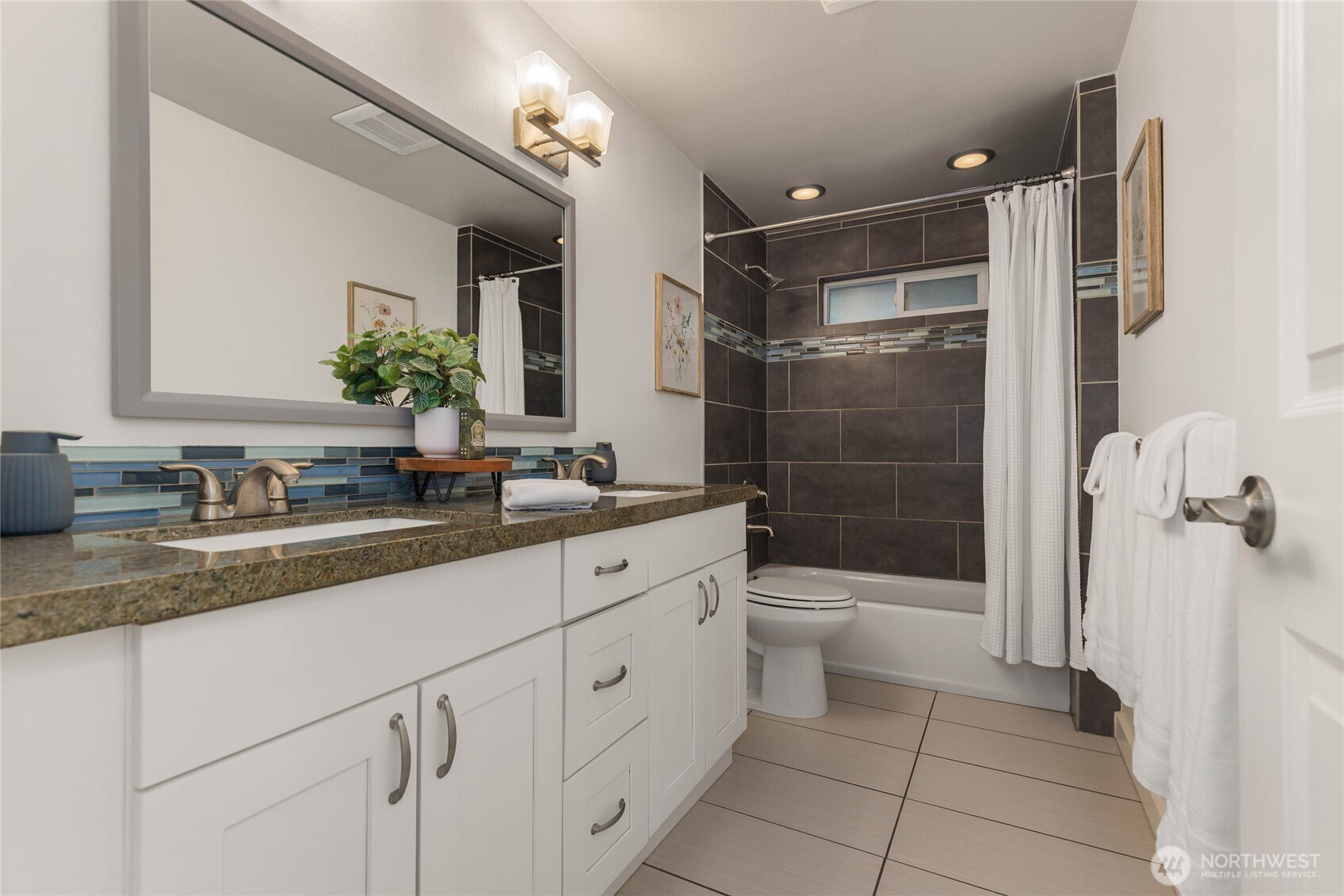 5839 NE 197th Street , Kenmore, WA 98028