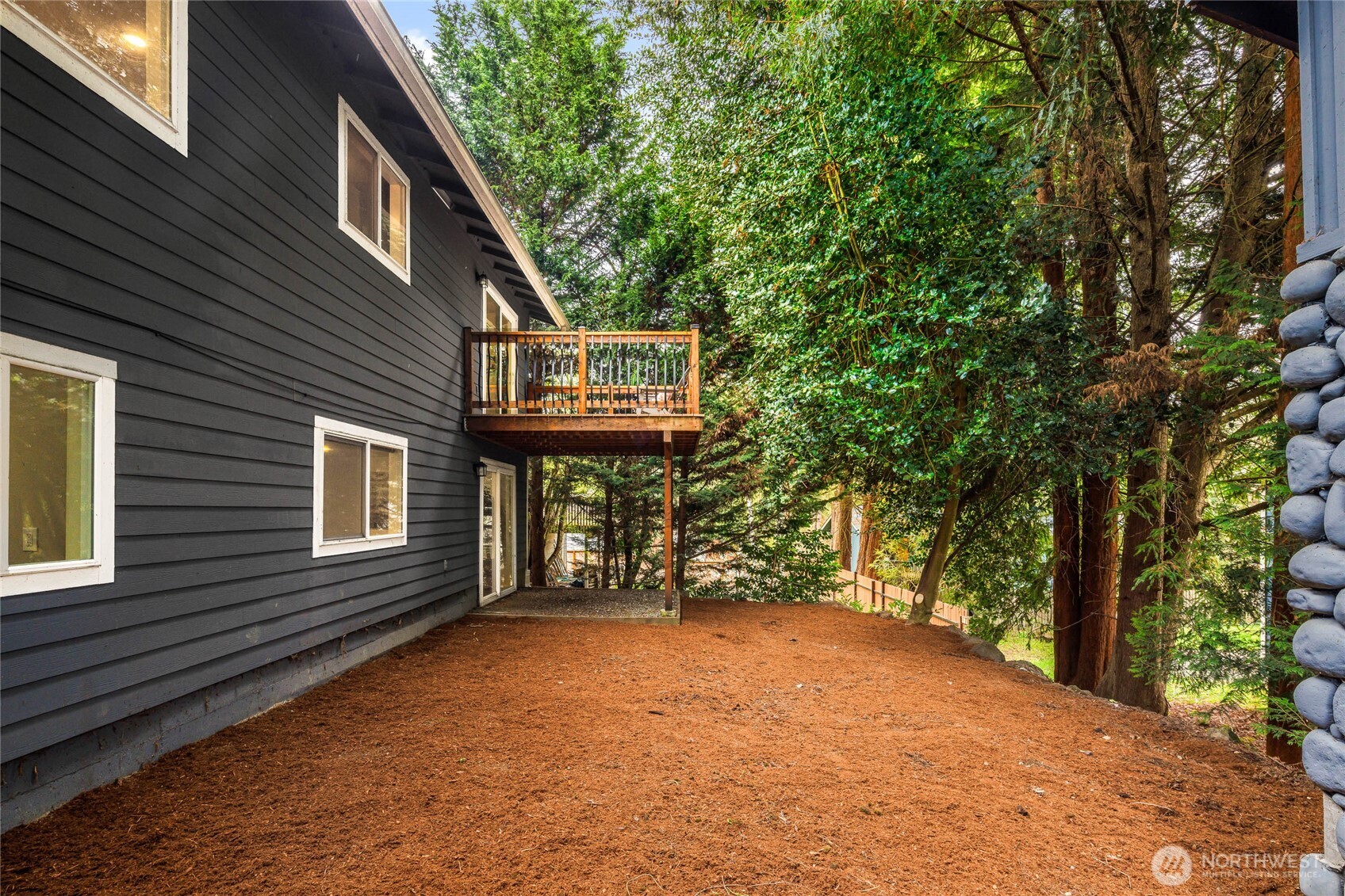 5839 NE 197th Street , Kenmore, WA 98028