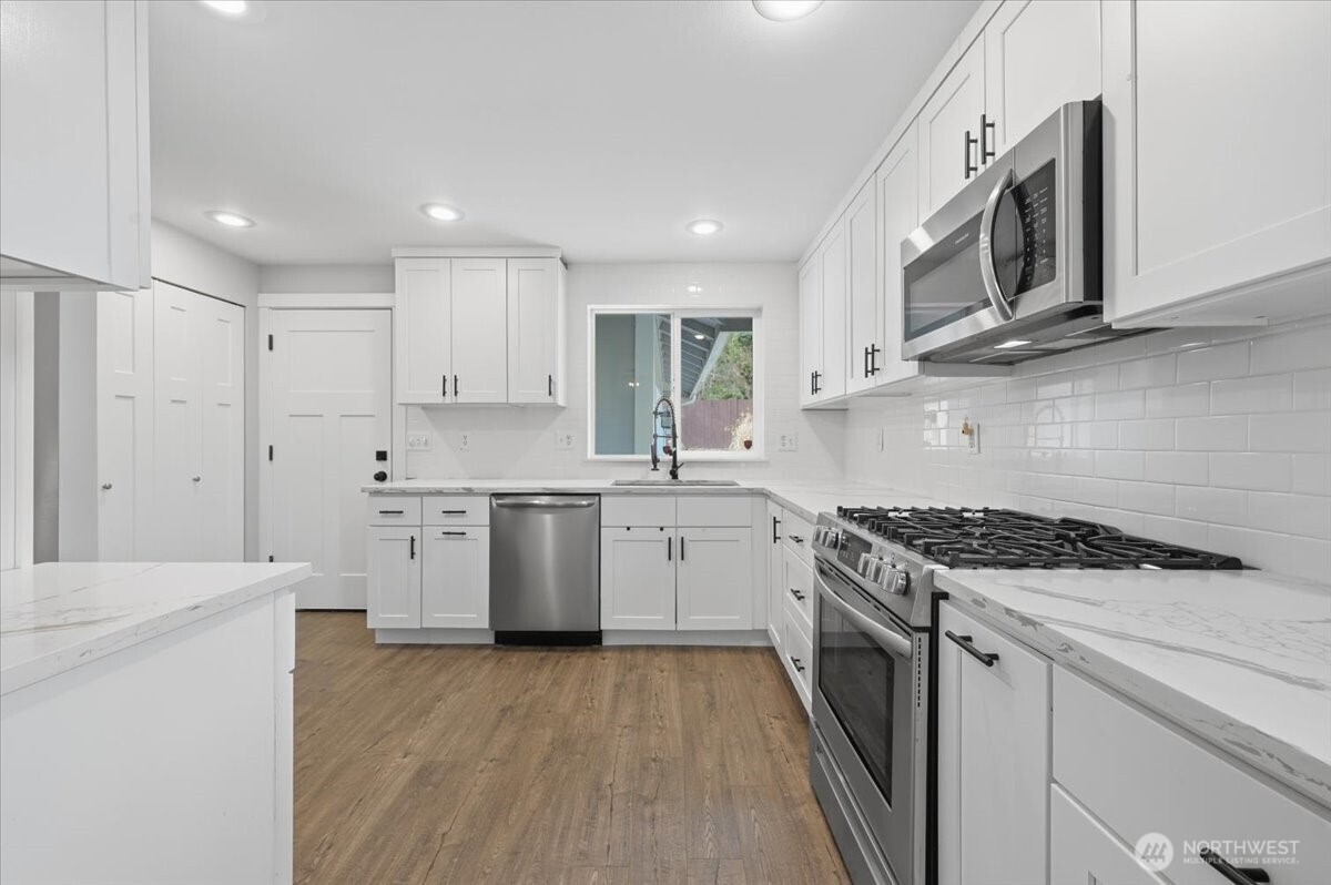 34414 SE Osprey Court , Snoqualmie, WA 98065