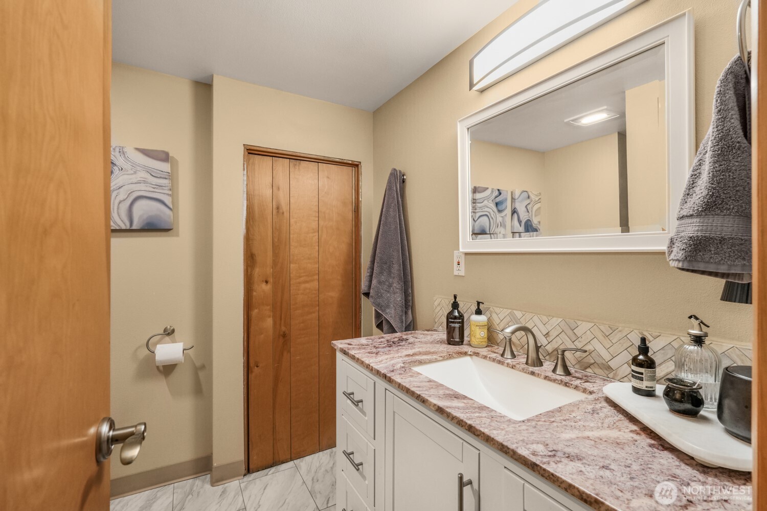 6904 NE 70TH Street , Vancouver, WA 98661