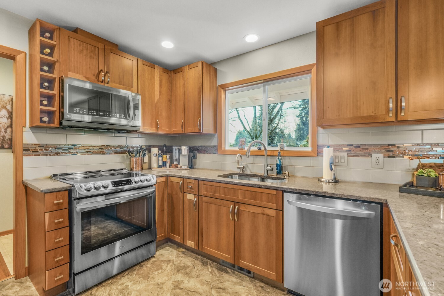 6904 NE 70TH Street , Vancouver, WA 98661