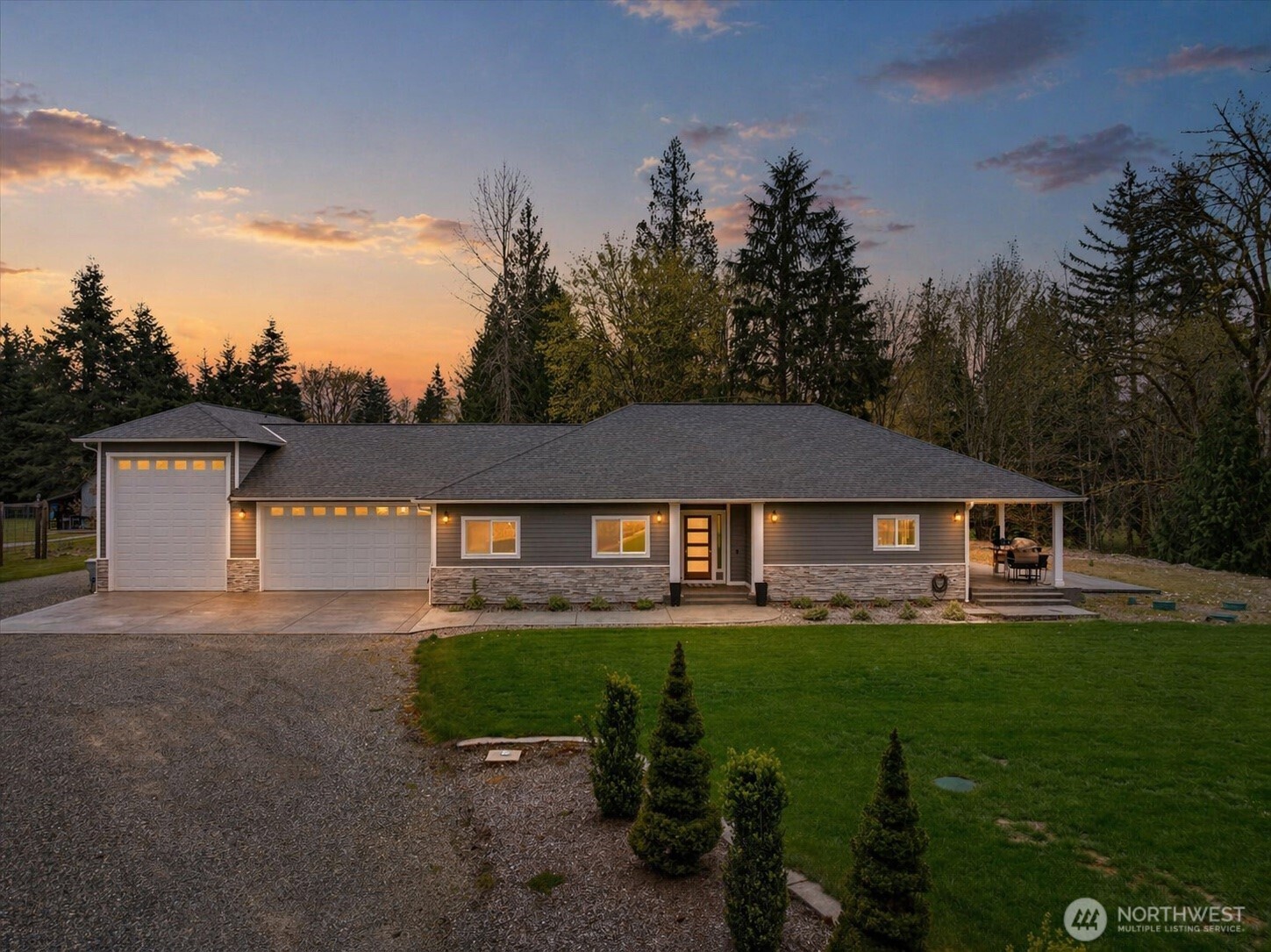 20025 SE 232nd Street , Maple Valley, WA 98038