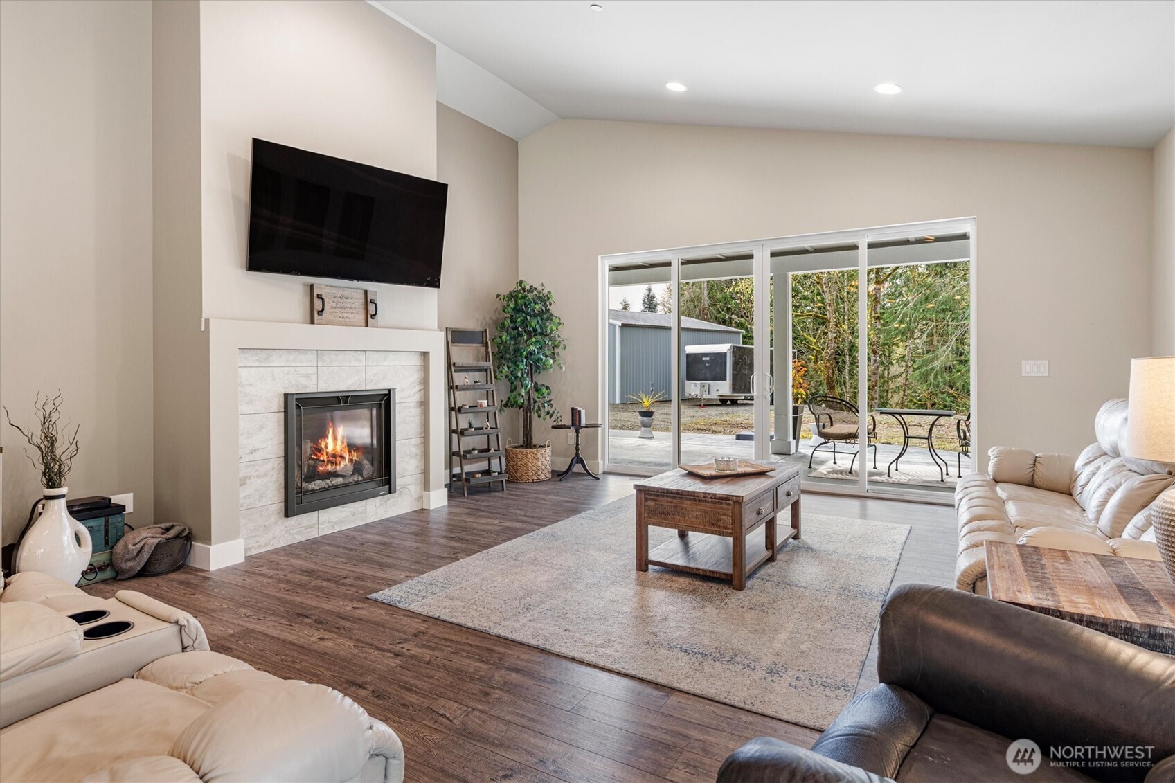 20025 SE 232nd Street , Maple Valley, WA 98038