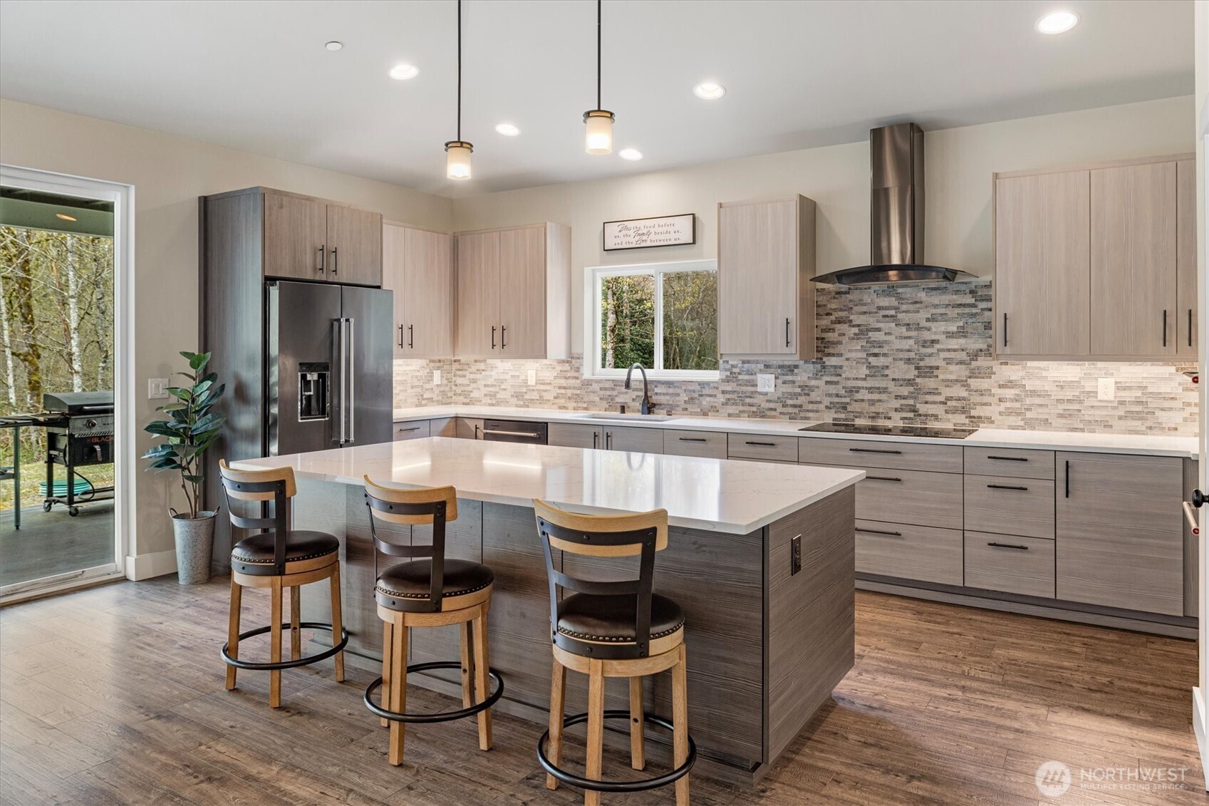 20025 SE 232nd Street , Maple Valley, WA 98038