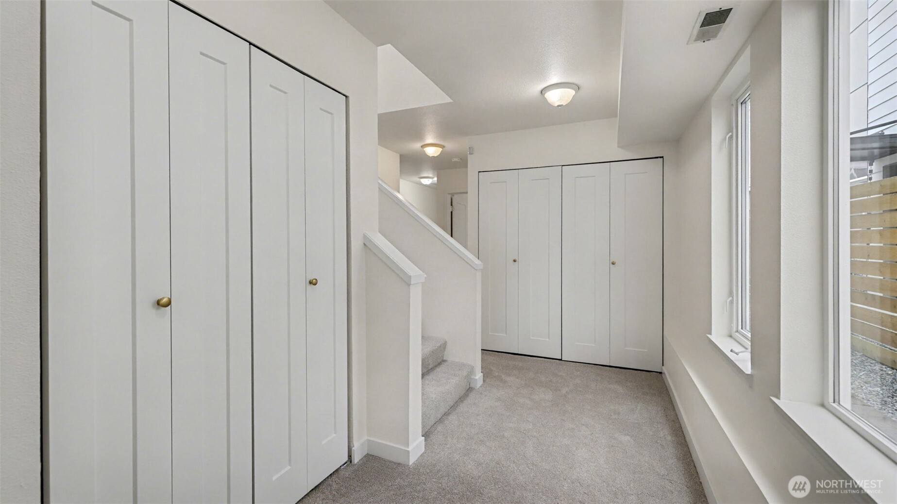 9029 17th Avenue SW, Seattle, WA 98106