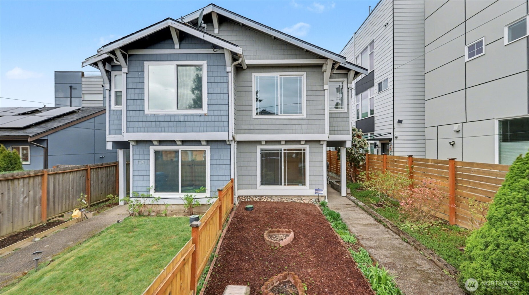 9029 17th Avenue SW, Seattle, WA 98106