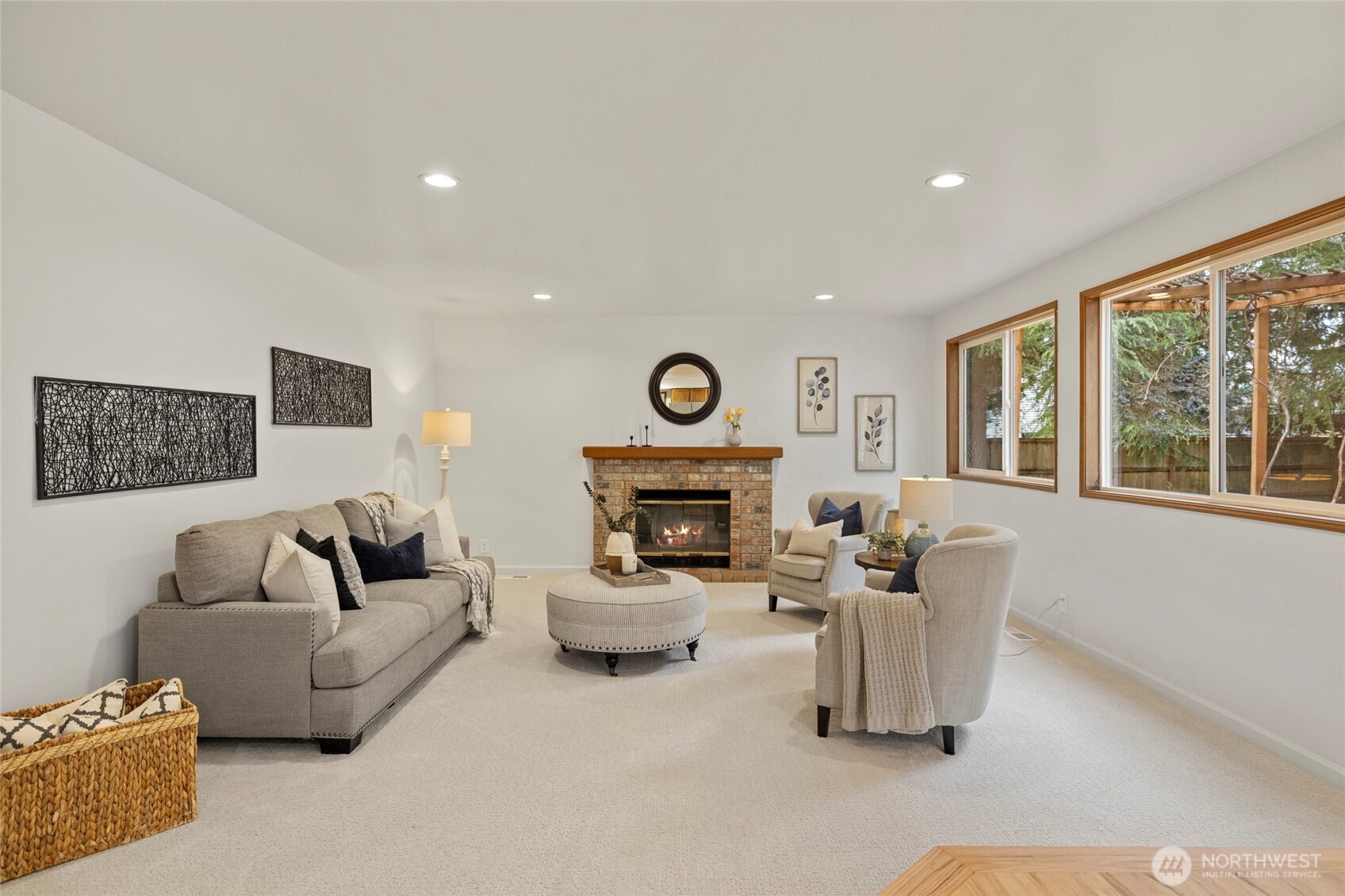 2064 Hoquiam Court NE, Renton, WA 98059