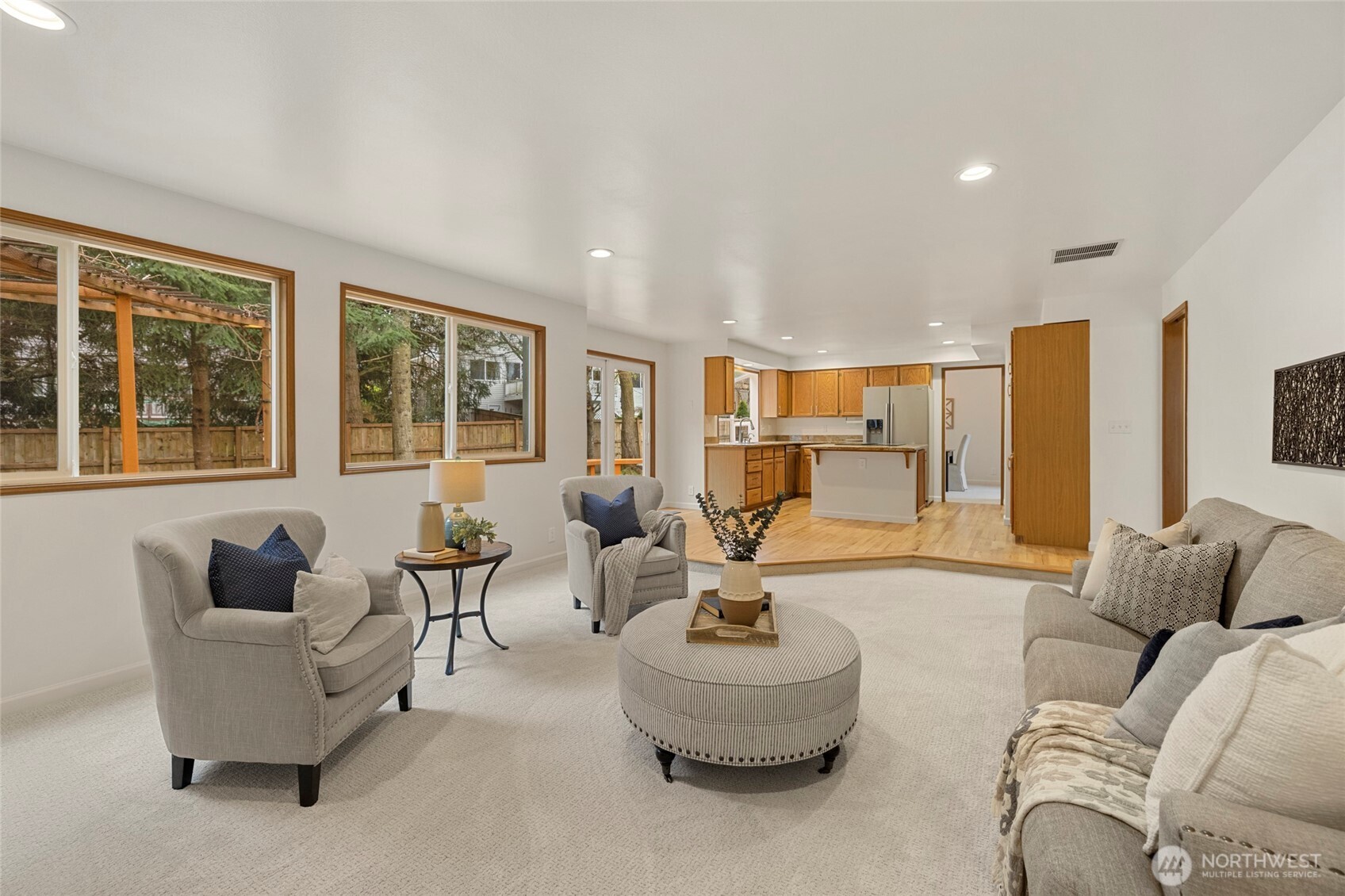 2064 Hoquiam Court NE, Renton, WA 98059