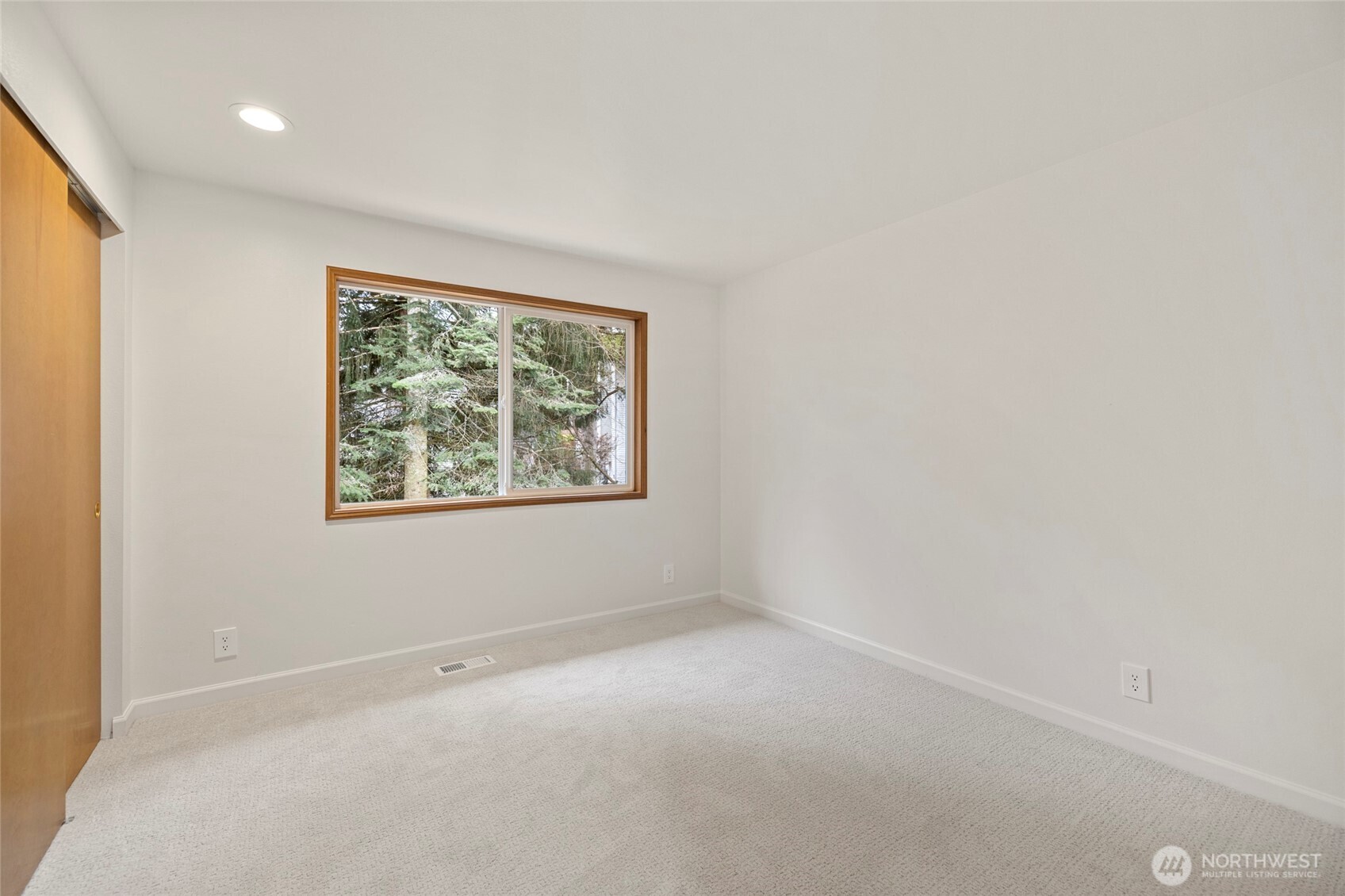 2064 Hoquiam Court NE, Renton, WA 98059