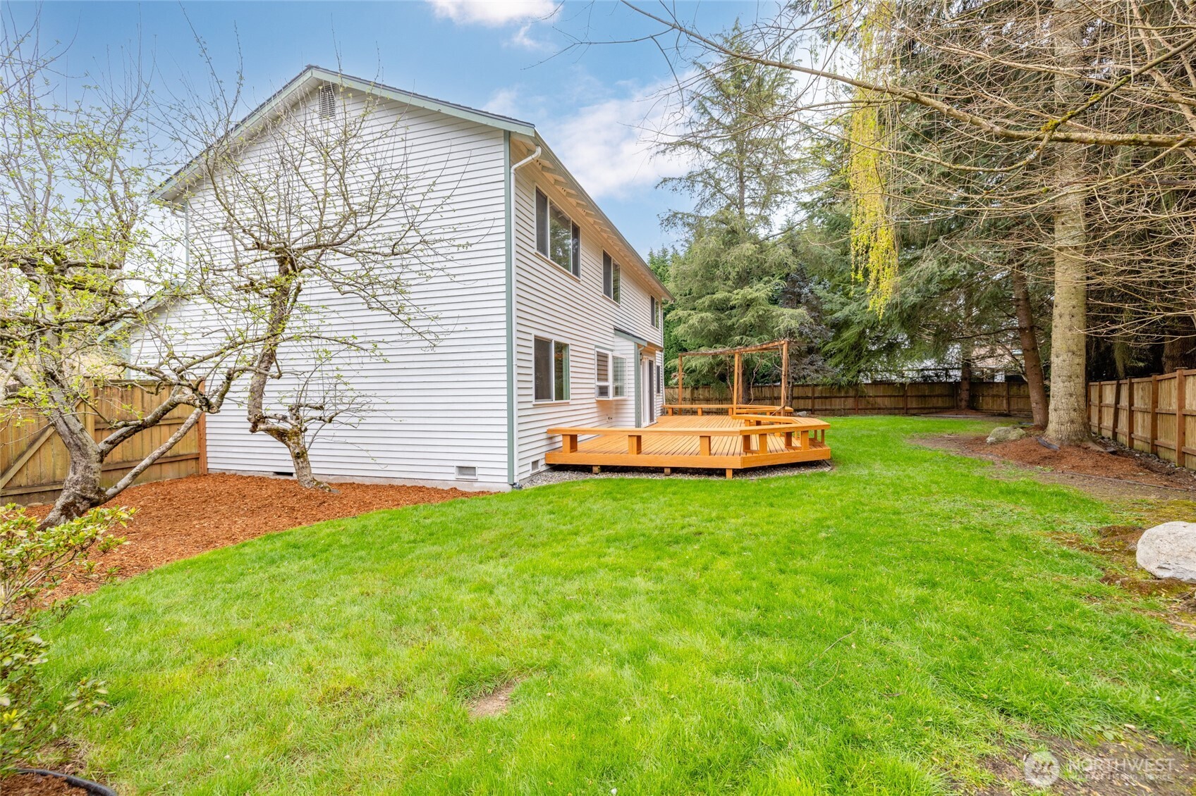 2064 Hoquiam Court NE, Renton, WA 98059