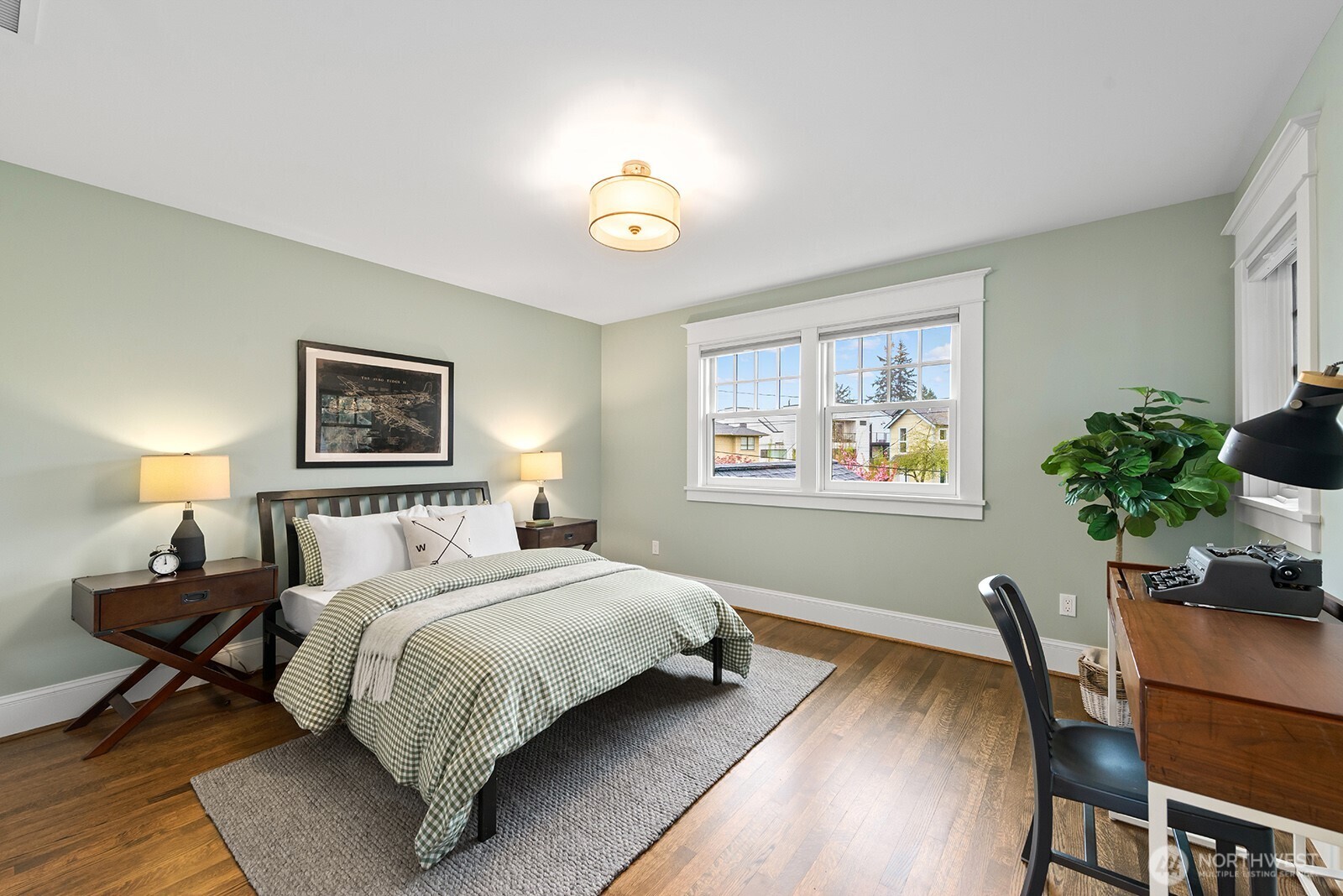 5801 Kensington Place N, Seattle, WA 98103-5951