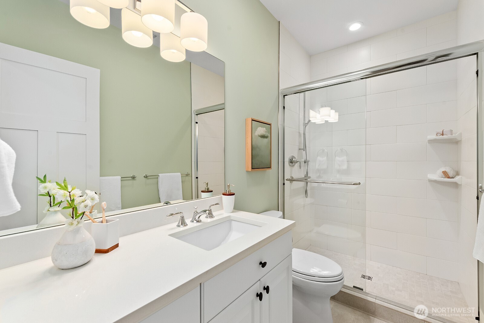 5801 Kensington Place N, Seattle, WA 98103-5951