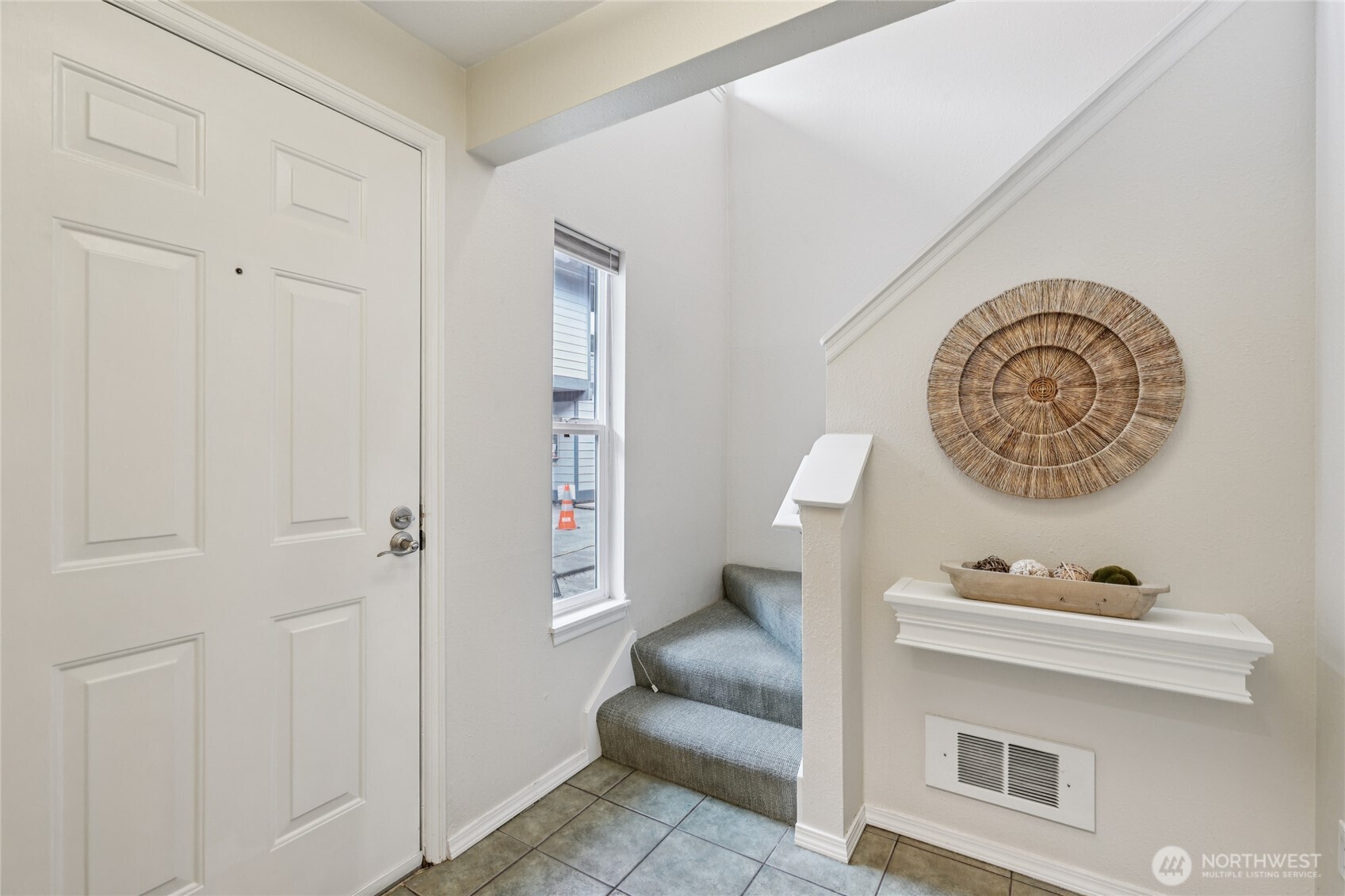10001 NE 12th Street #116, Bellevue, WA 98004