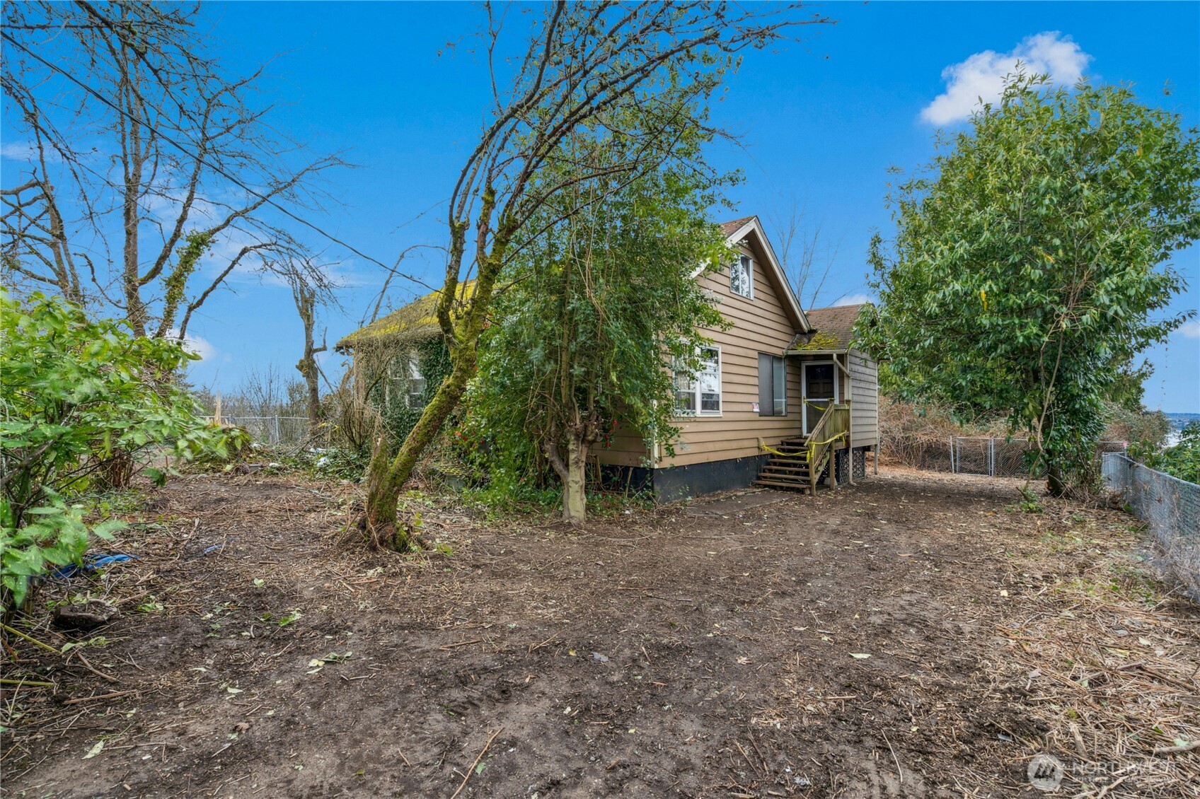 1409 N 24th Street , Renton, WA 98056