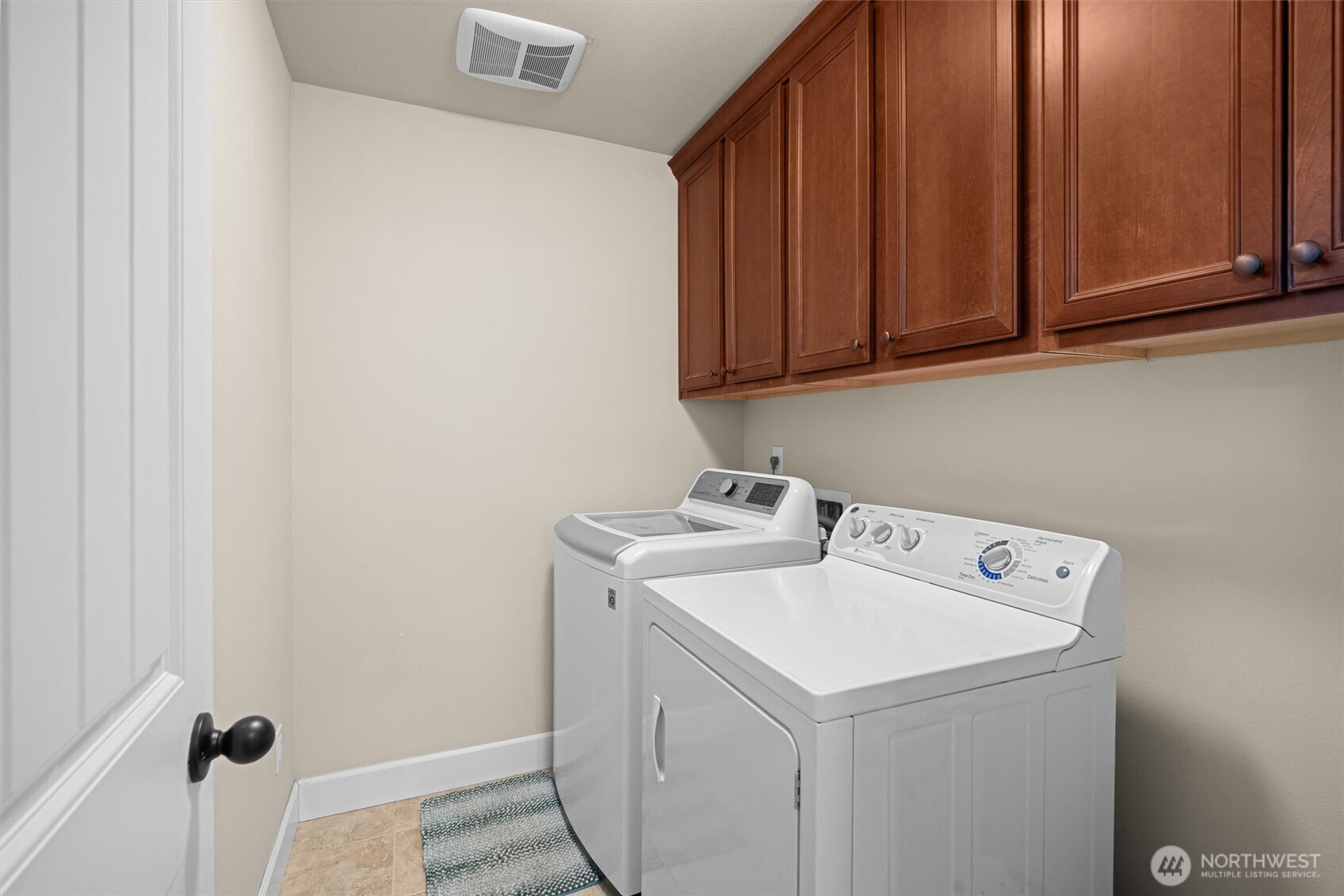 19604 142nd Street E, Bonney Lake, WA 98391