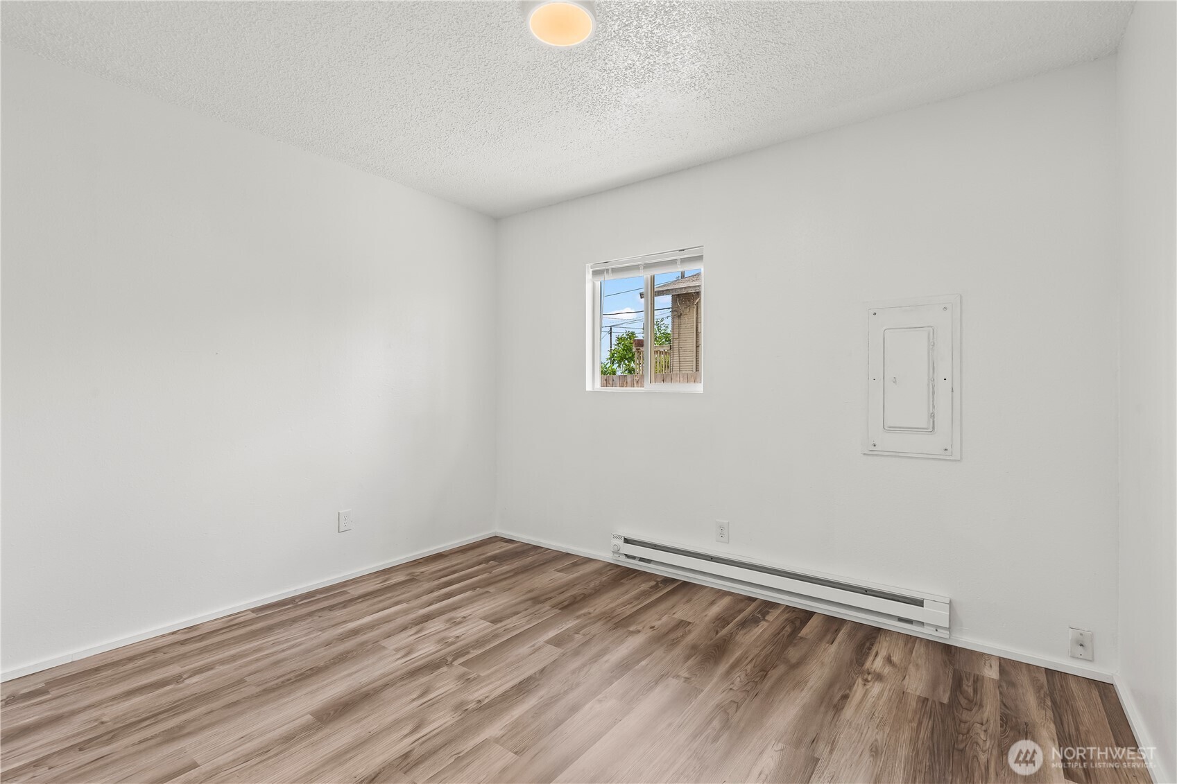 724 S Chelan Avenue , Wenatchee, WA 98801